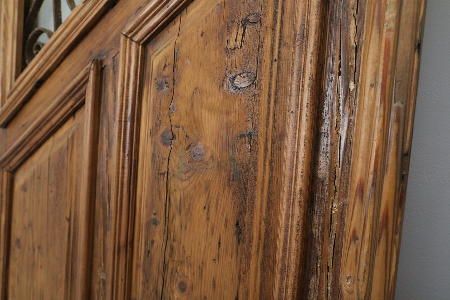 VINTAGE DBL FRENCH METAL DOOR A151