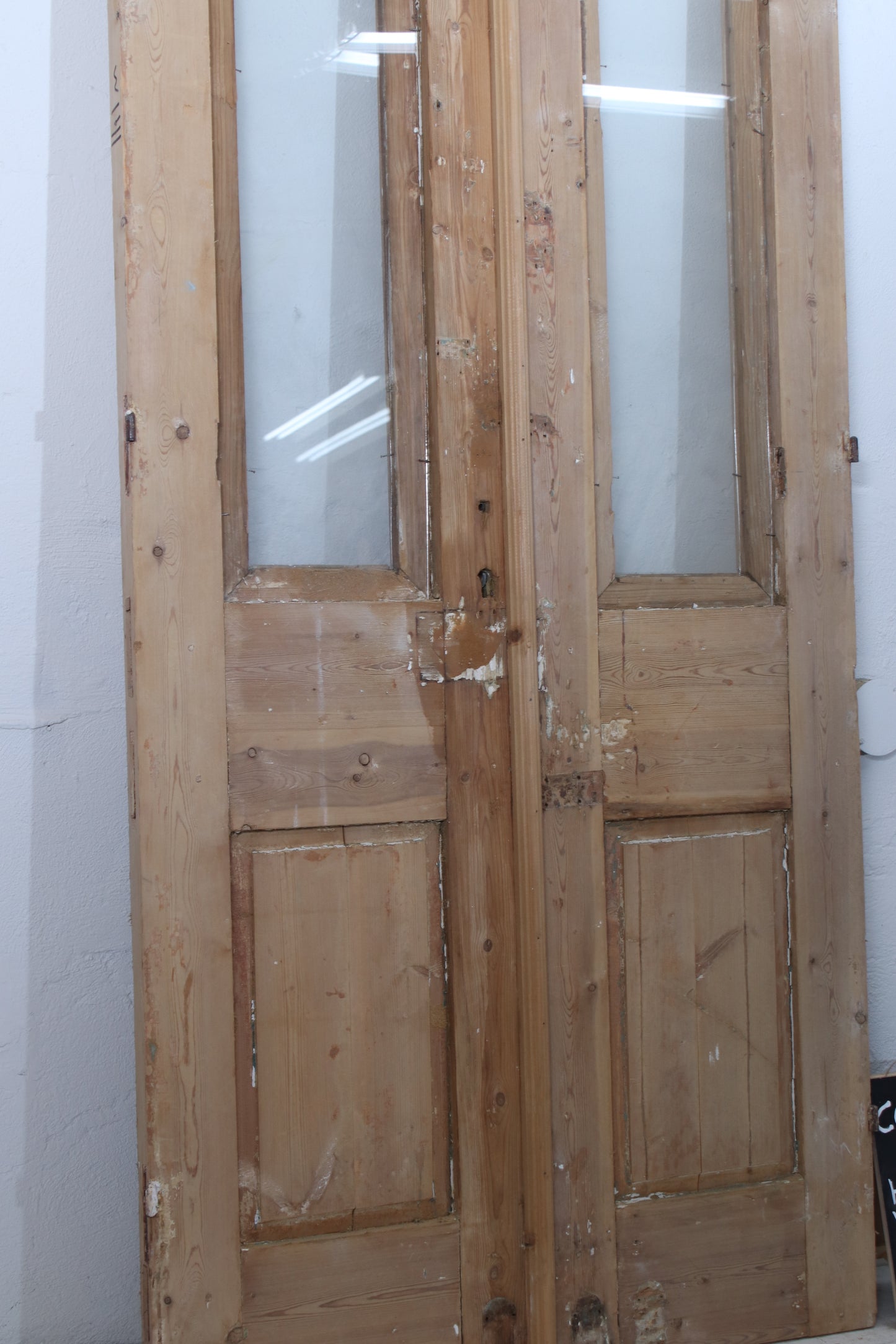 VINTAGE DBL FRENCH GLASS DOOR L210