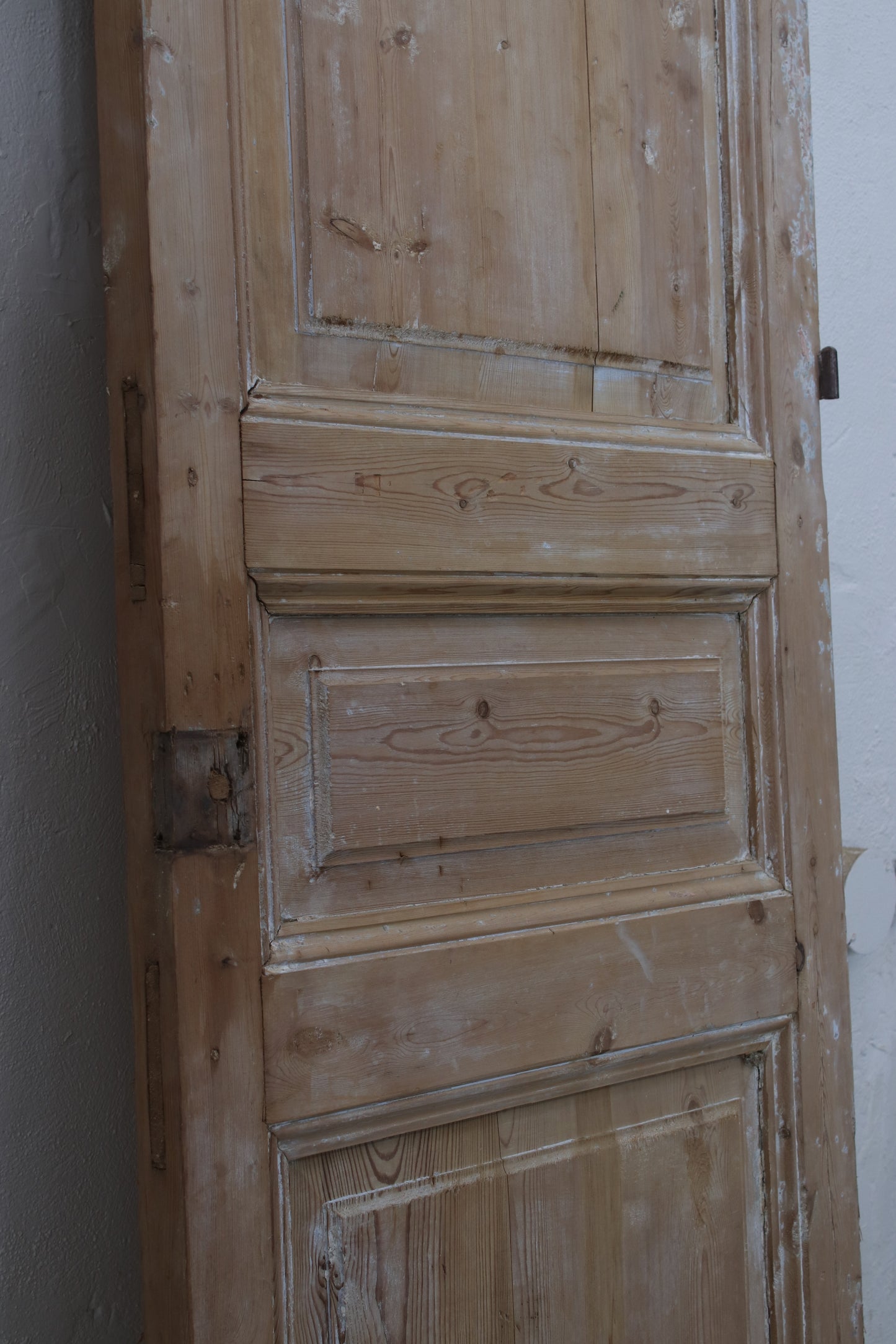 VINTAGE SINGLE DOOR L257