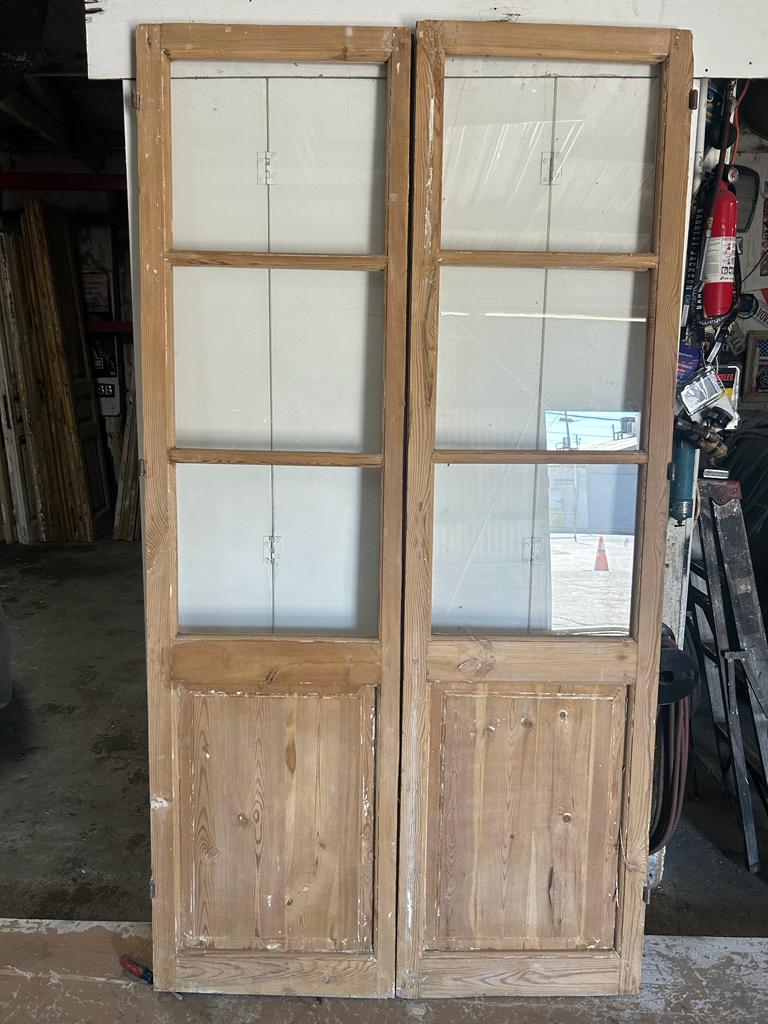 VINTAGE DBL FRENCH GLASS DOOR L079