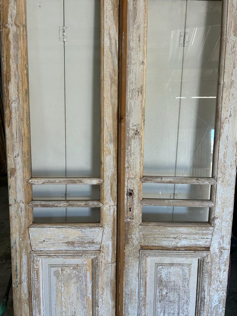 VINTAGE DBL FRENCH GLASS DOOR L213