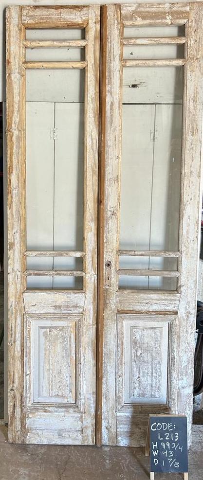 VINTAGE DBL FRENCH GLASS DOOR L213