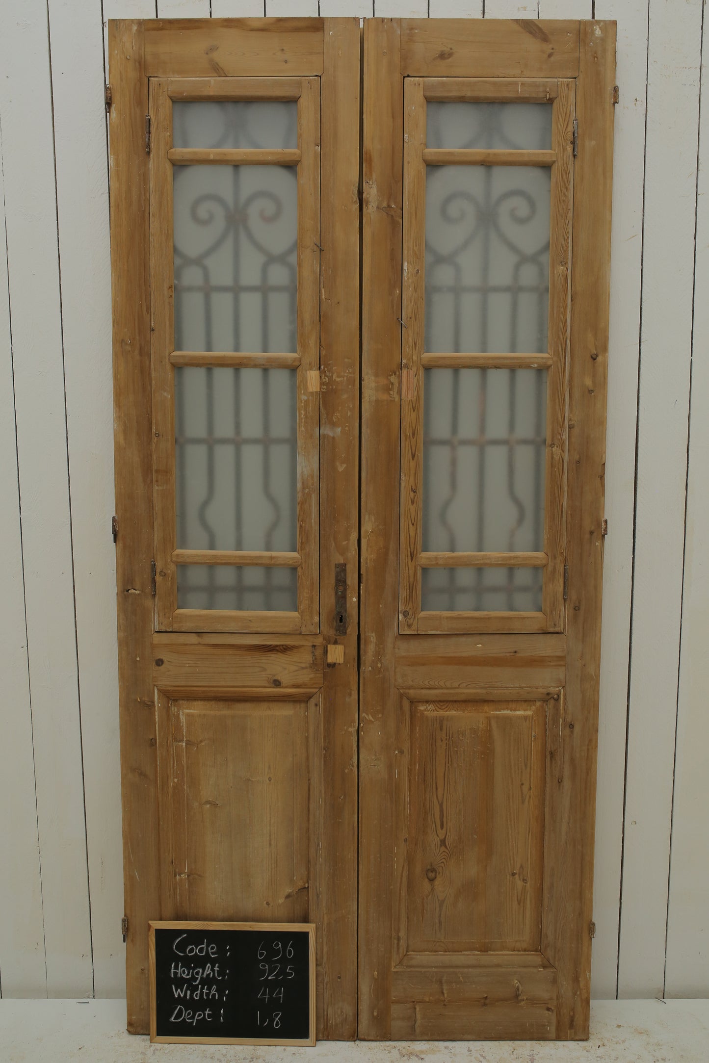 VINTAGE DBL FRENCH METAL DOOR 696