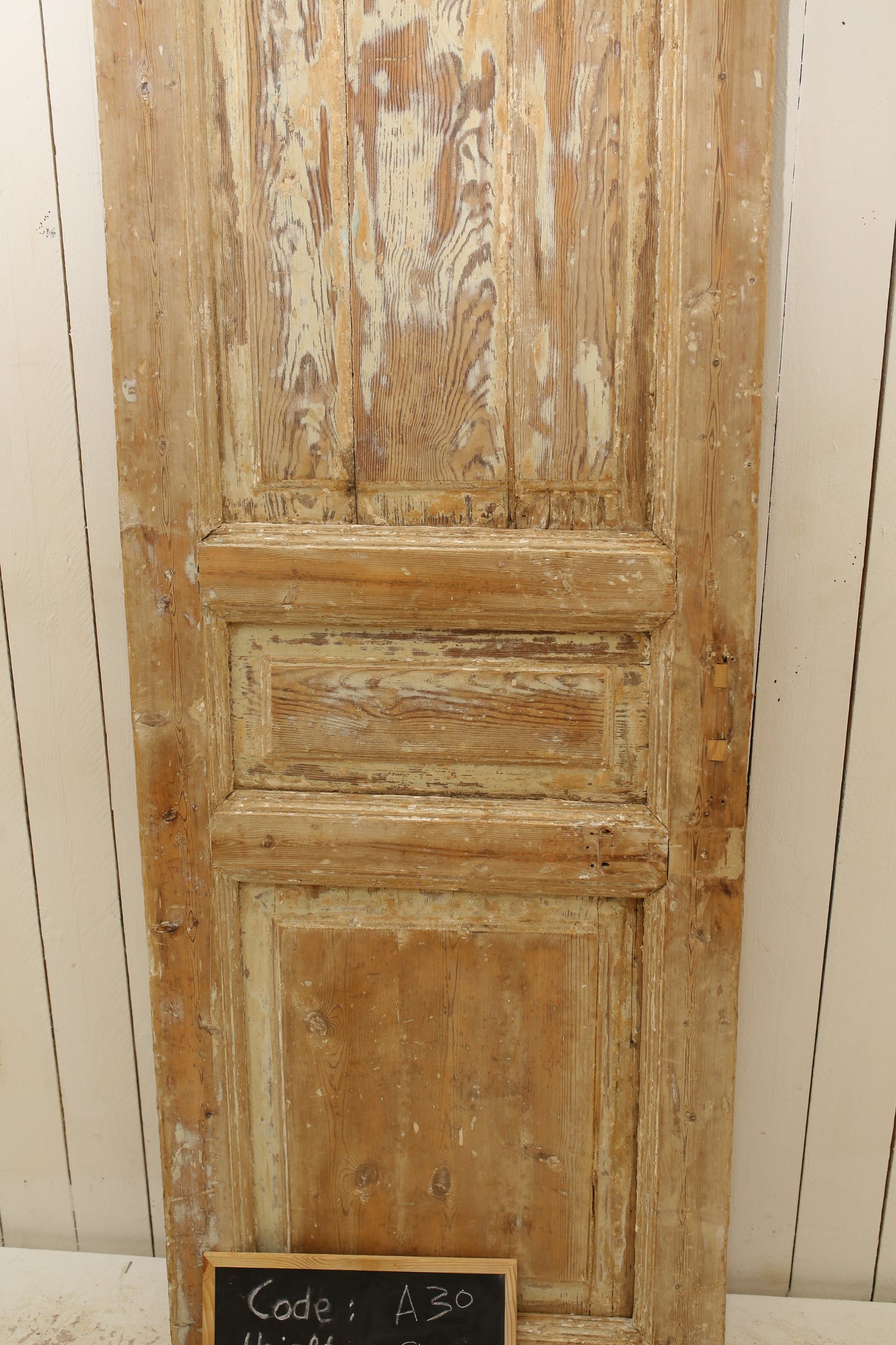 VINTAGE SINGLE DOOR A30