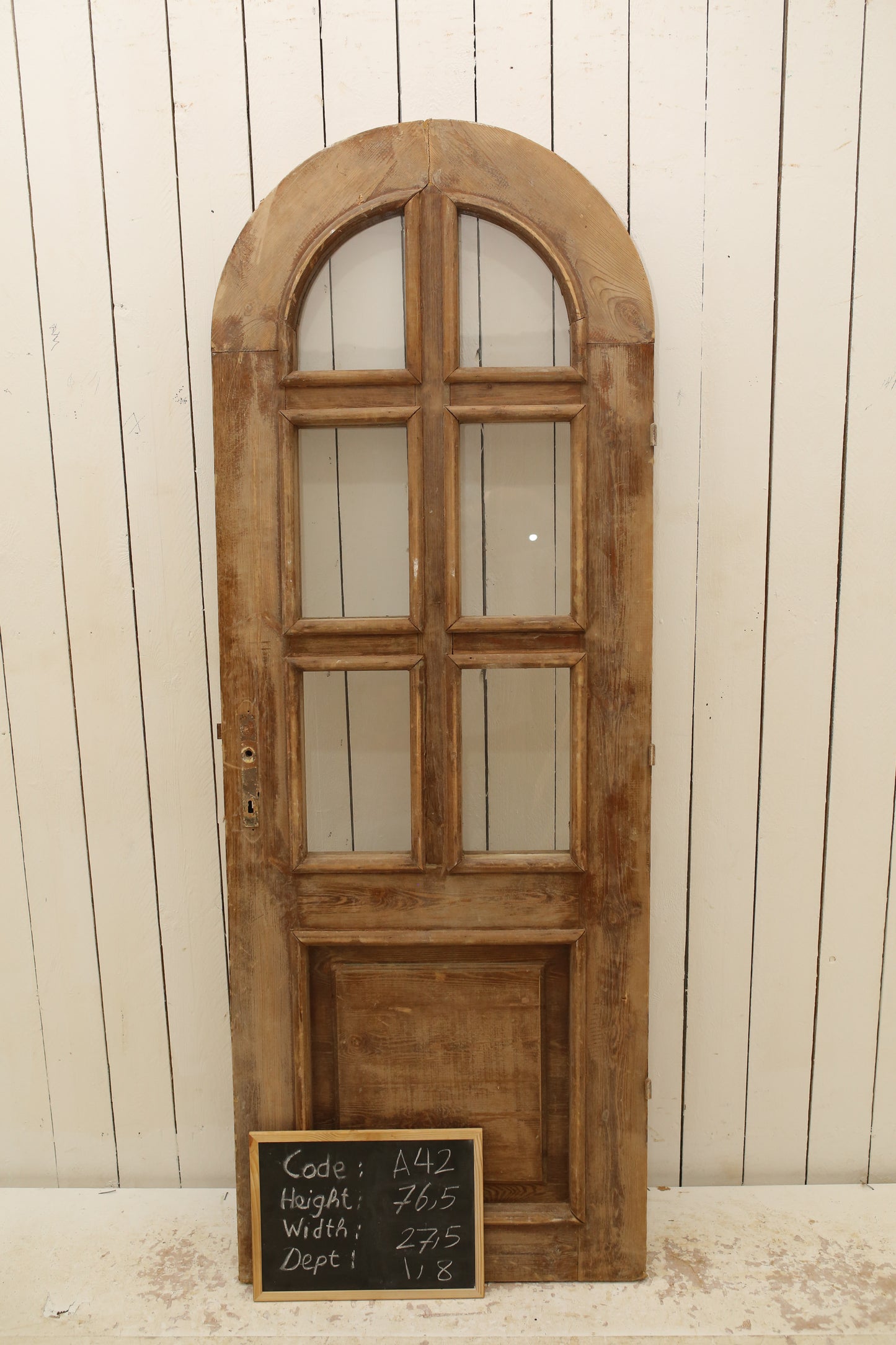VINTAGE SINGLE GLASS DOOR A42