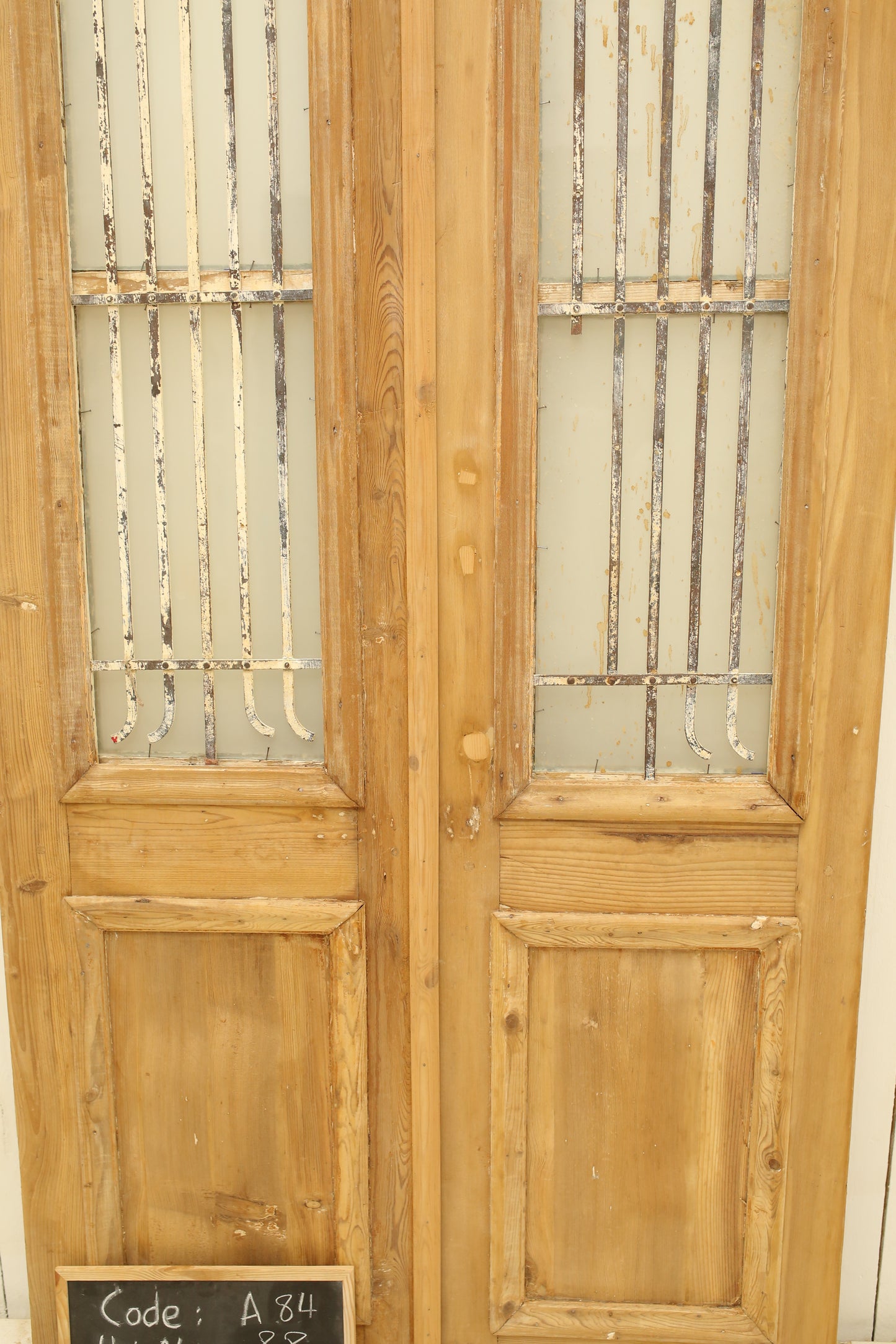 VINTAGE DBL FRENCH METAL DOOR A84