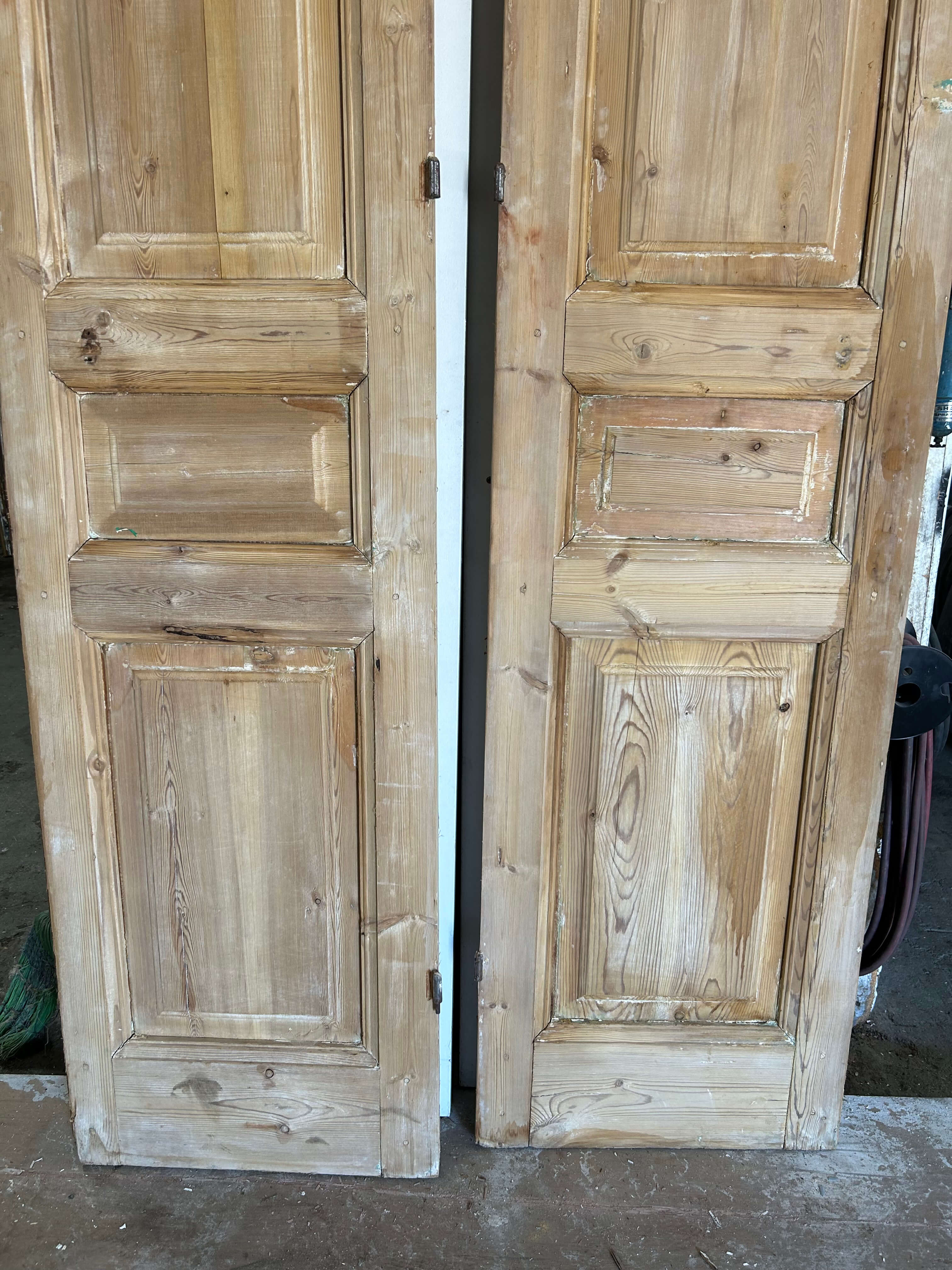 VINTAGE DBL FRENCH DOOR L058