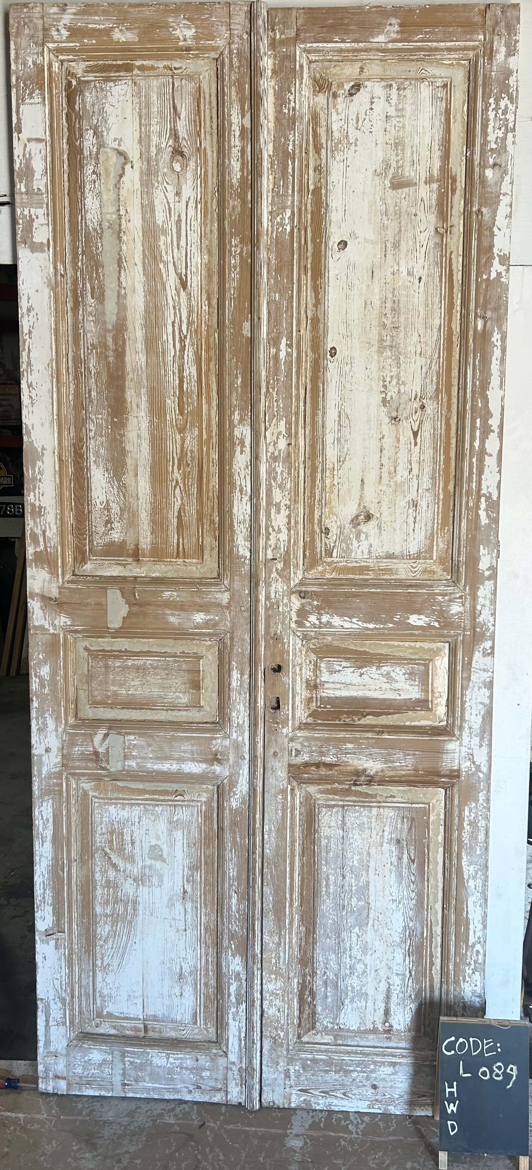 VINTAGE DBL FRENCH  DOOR L089