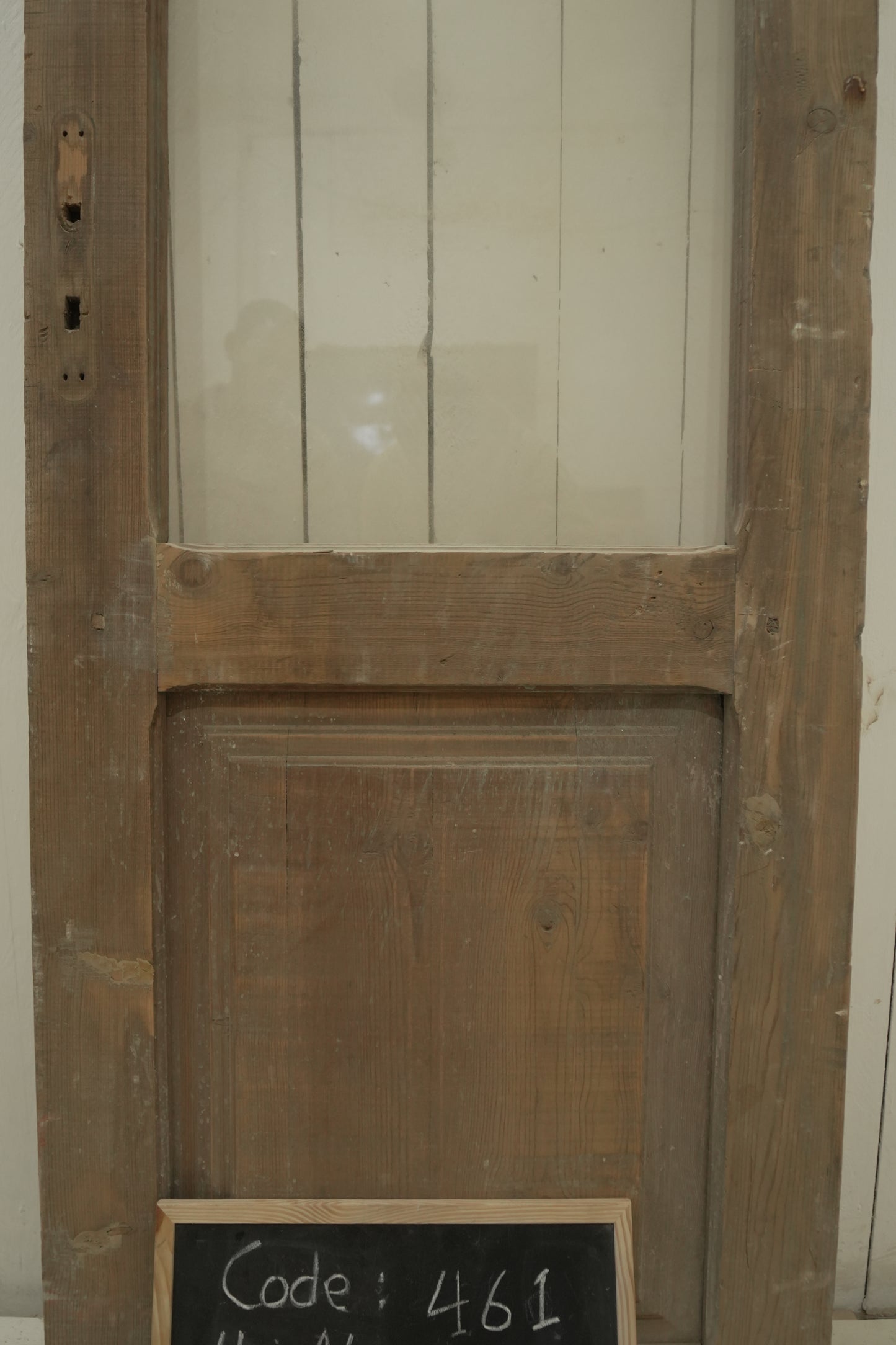 VINTAGE SINGLE GLASS DOOR 461