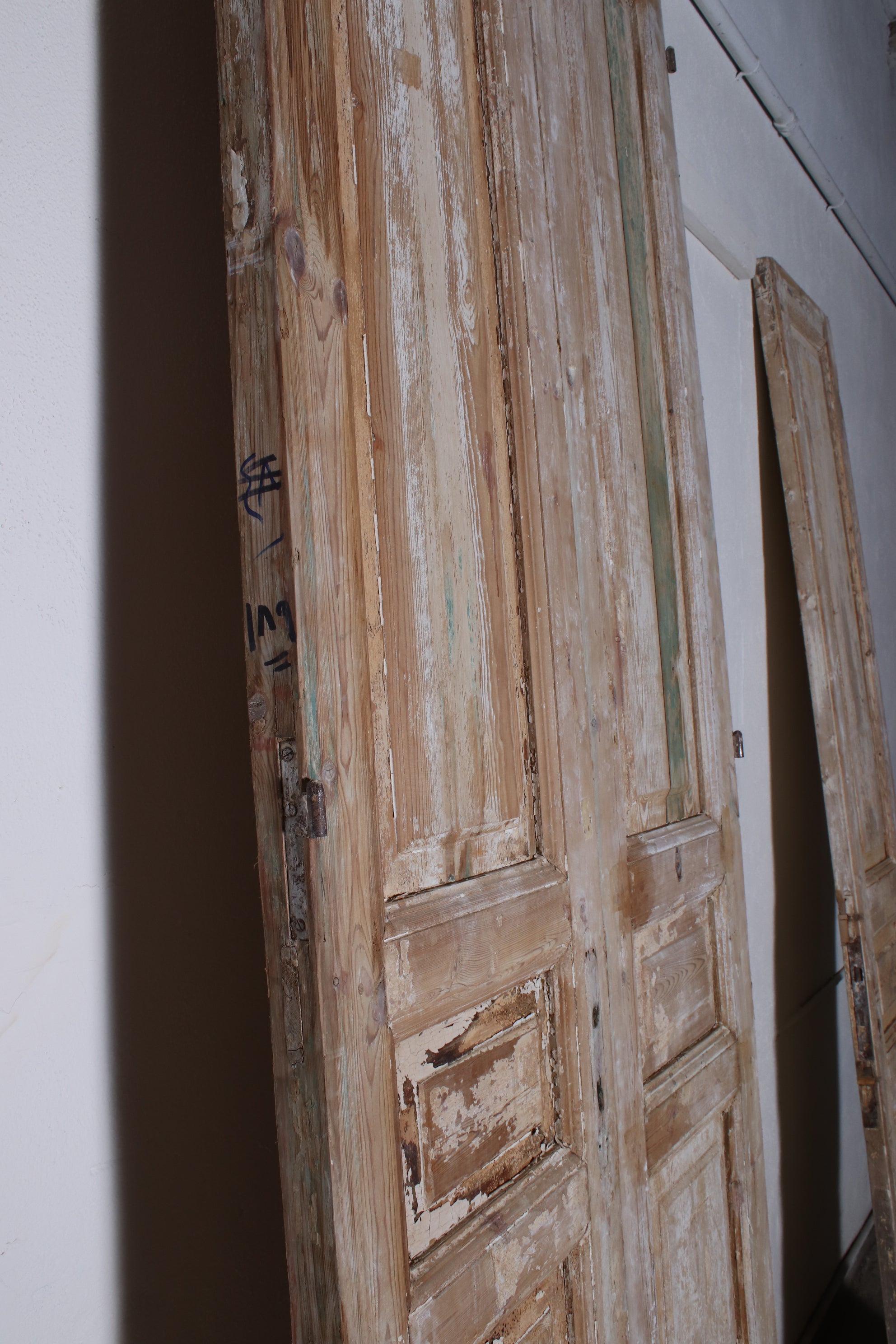 VINTAGE DBL FRENCH DOOR L020