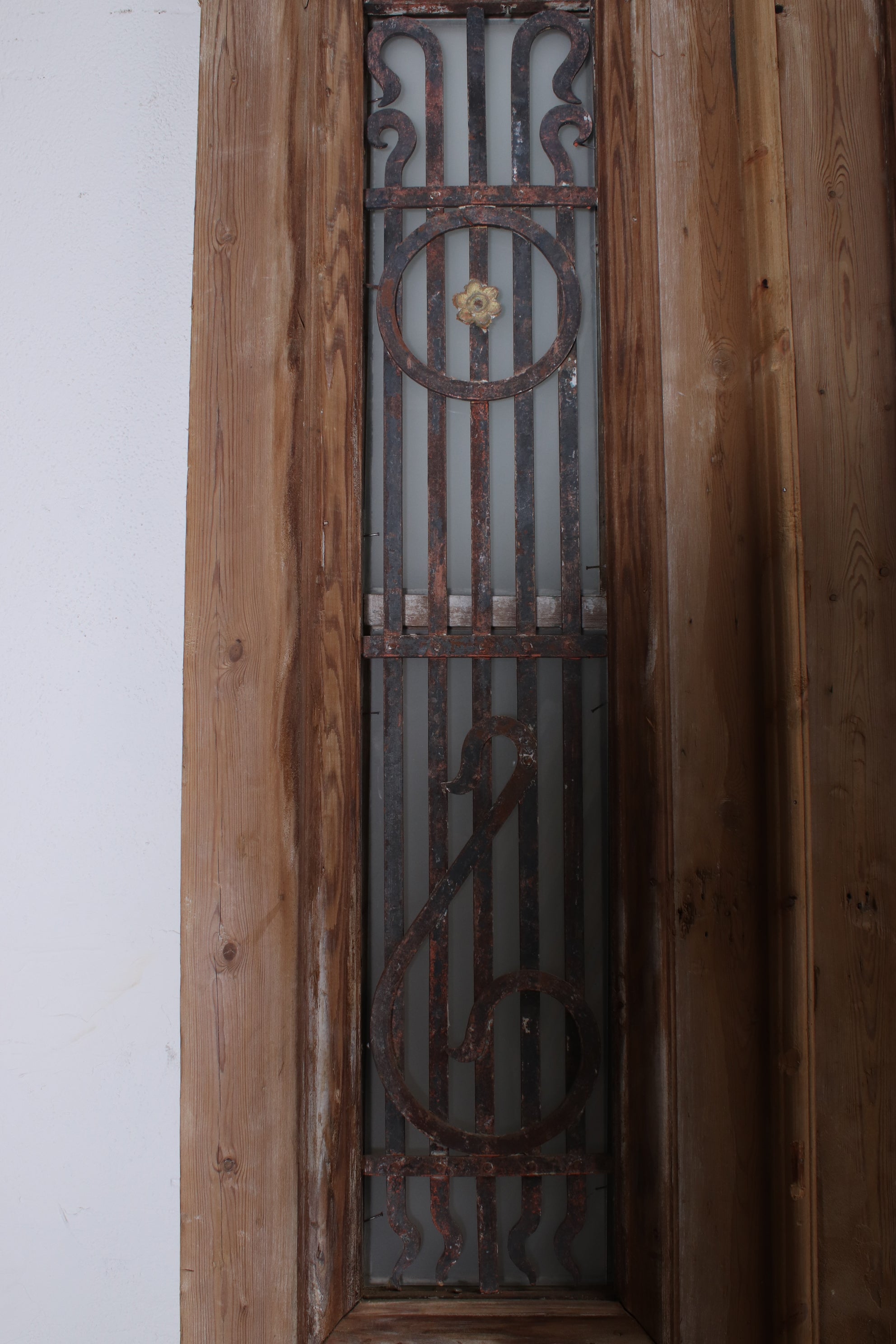 VINTAGE DBL FRENCH METAL DOOR L022