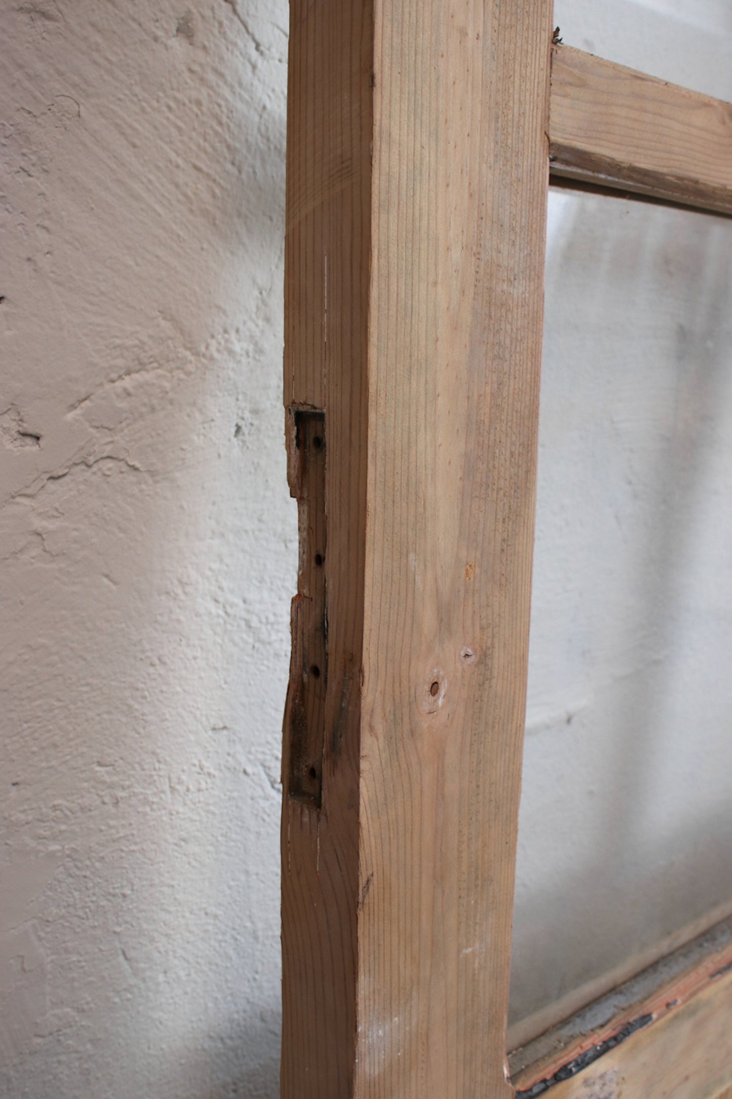 VINTAGE SINGLE DOOR L001