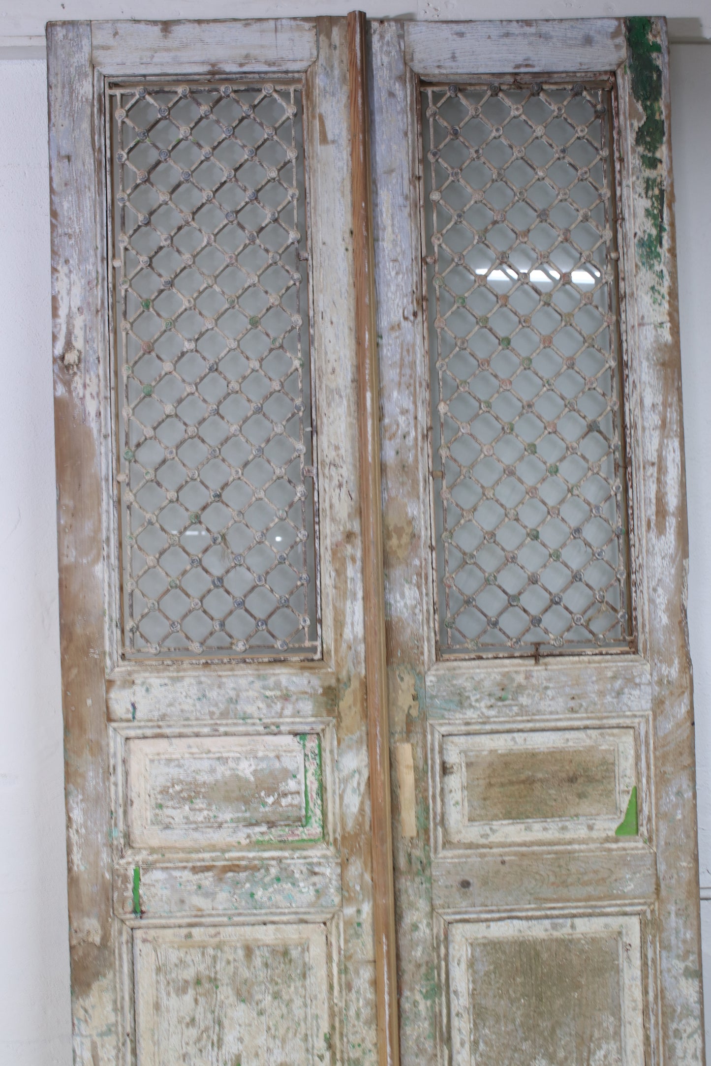 VINTAGE DBL GLASS METAL FRENCH DOOR L055