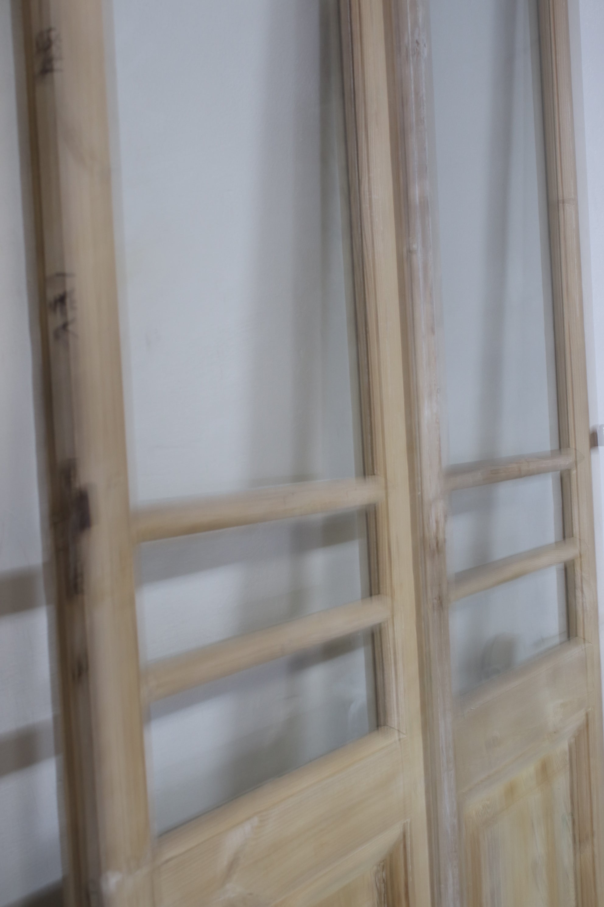 VINTAGE DBL FRENCH  GLASS DOOR L070