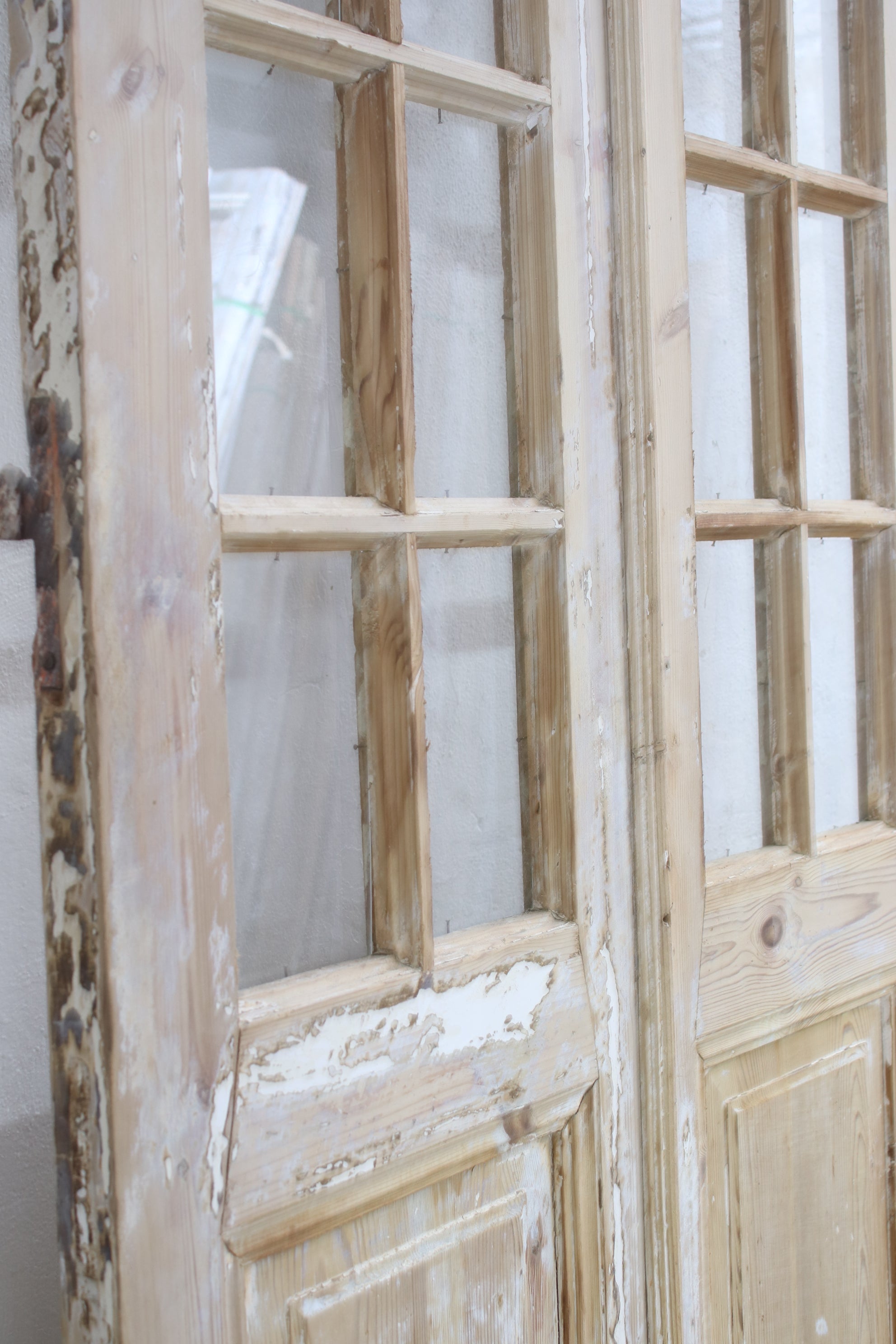 VINTAGE DBL FRENCH  GLASS DOOR L076