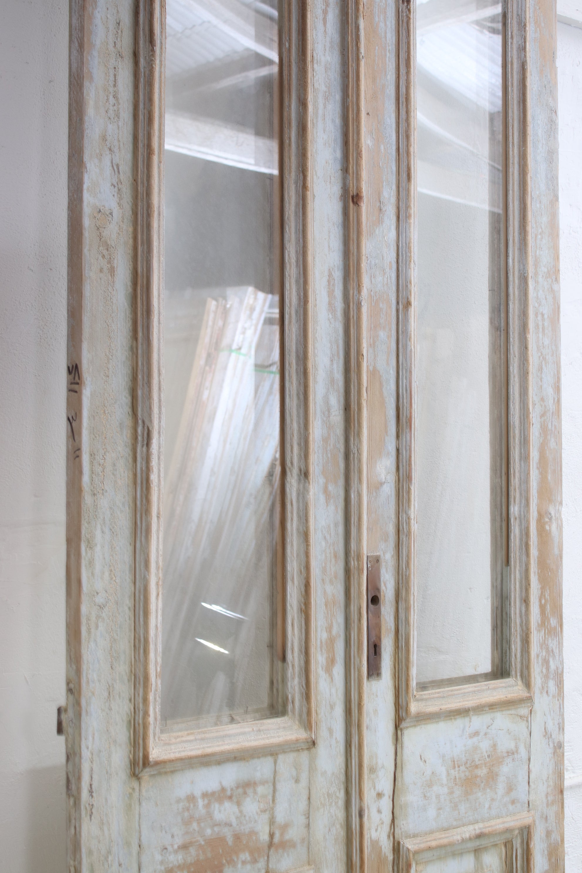 VINTAGE DBL FRENCH  GLASS DOOR L080