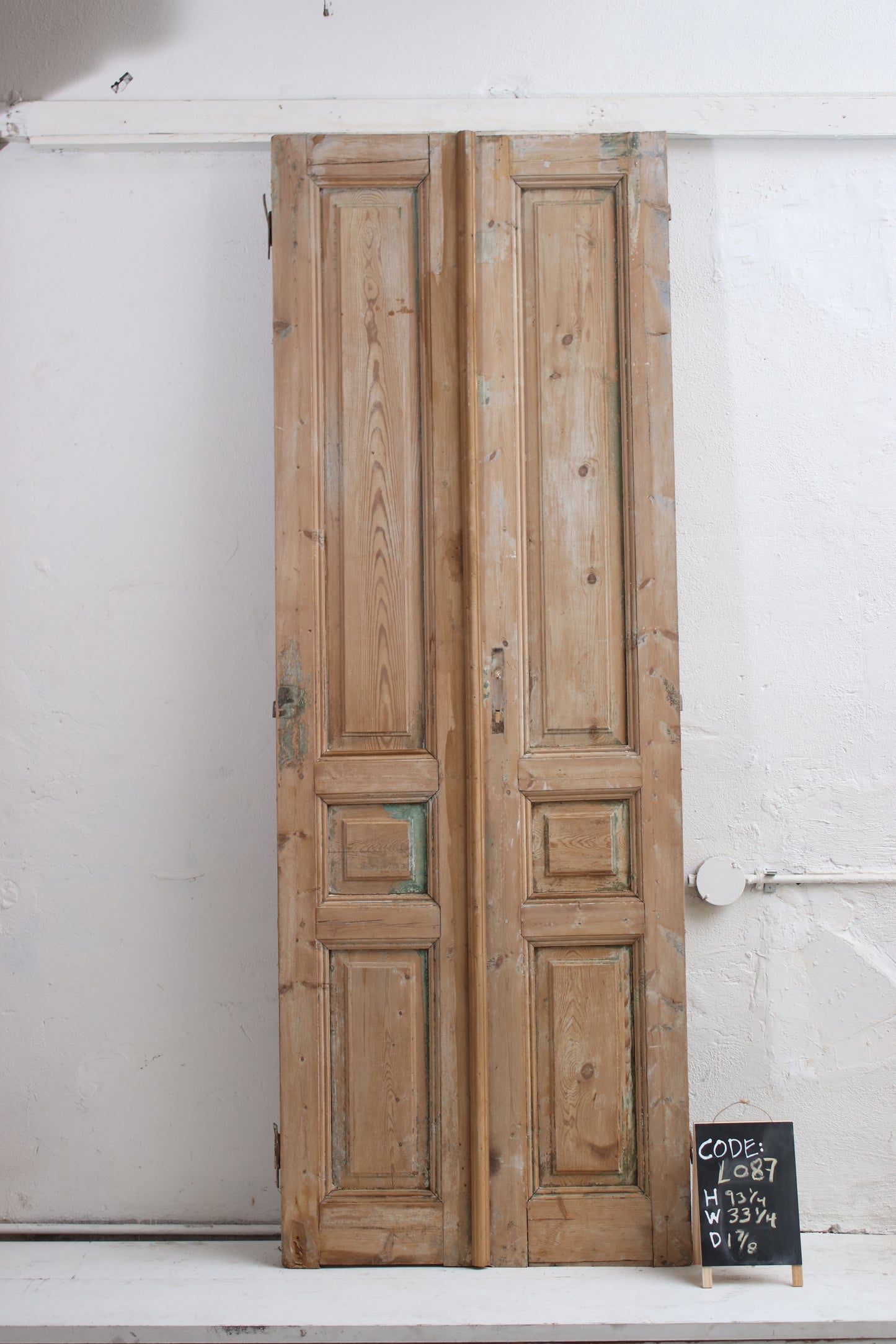 VINTAGE DBL FRENCH  DOOR L087