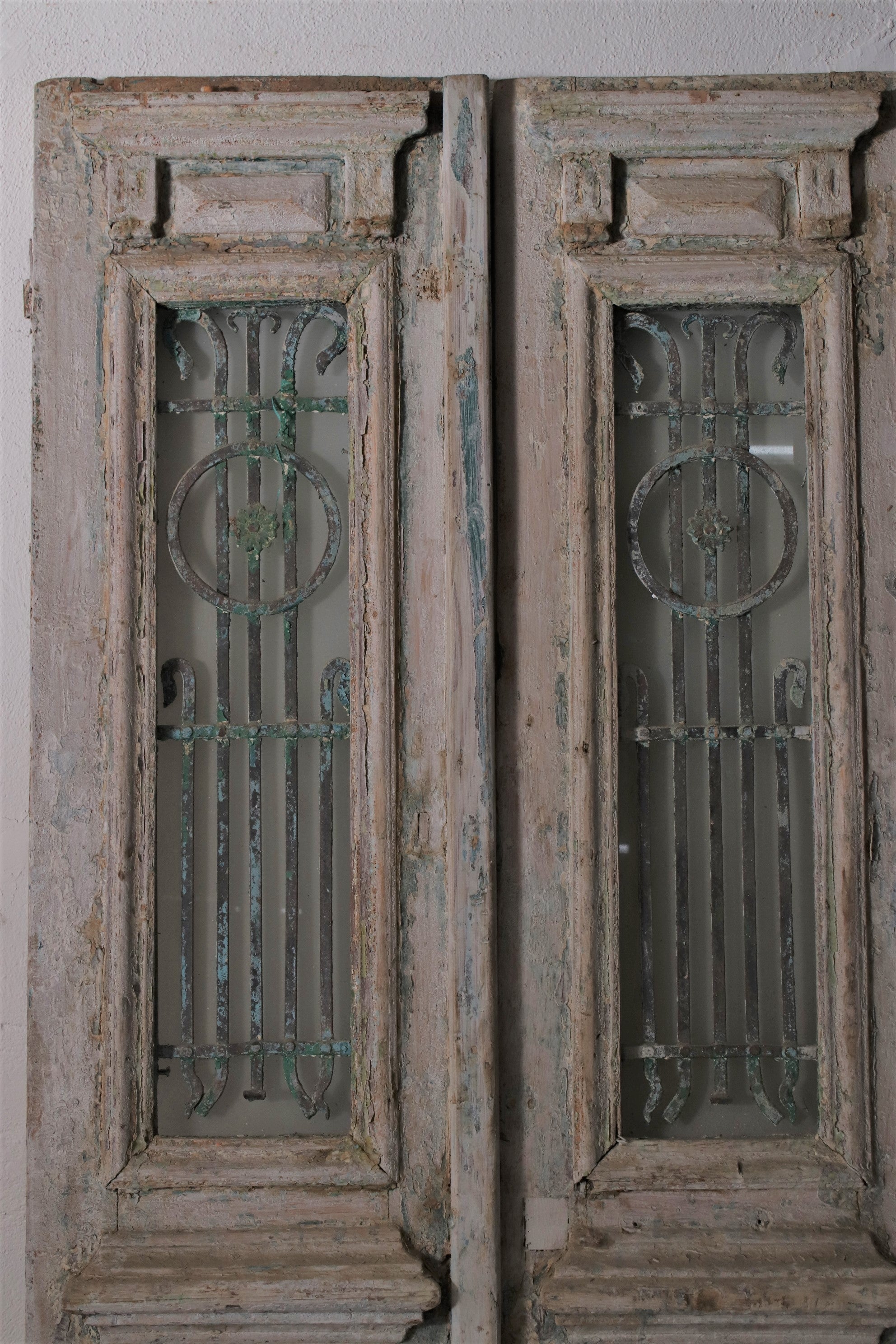 VINTAGE DBL GLASS METAL FRENCH DOOR L093