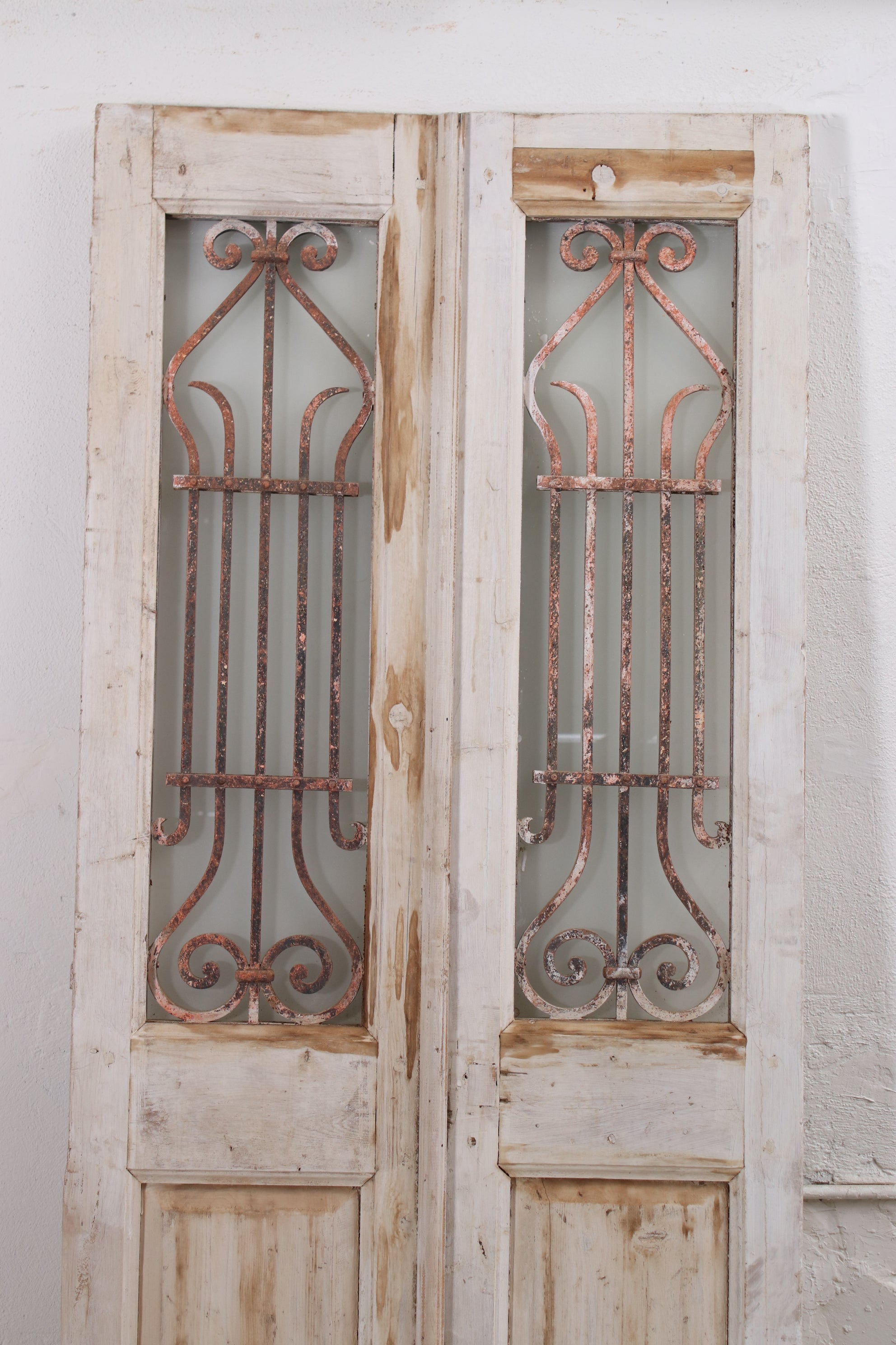 VINTAGE DBL GLASS METAL FRENCH DOOR L105