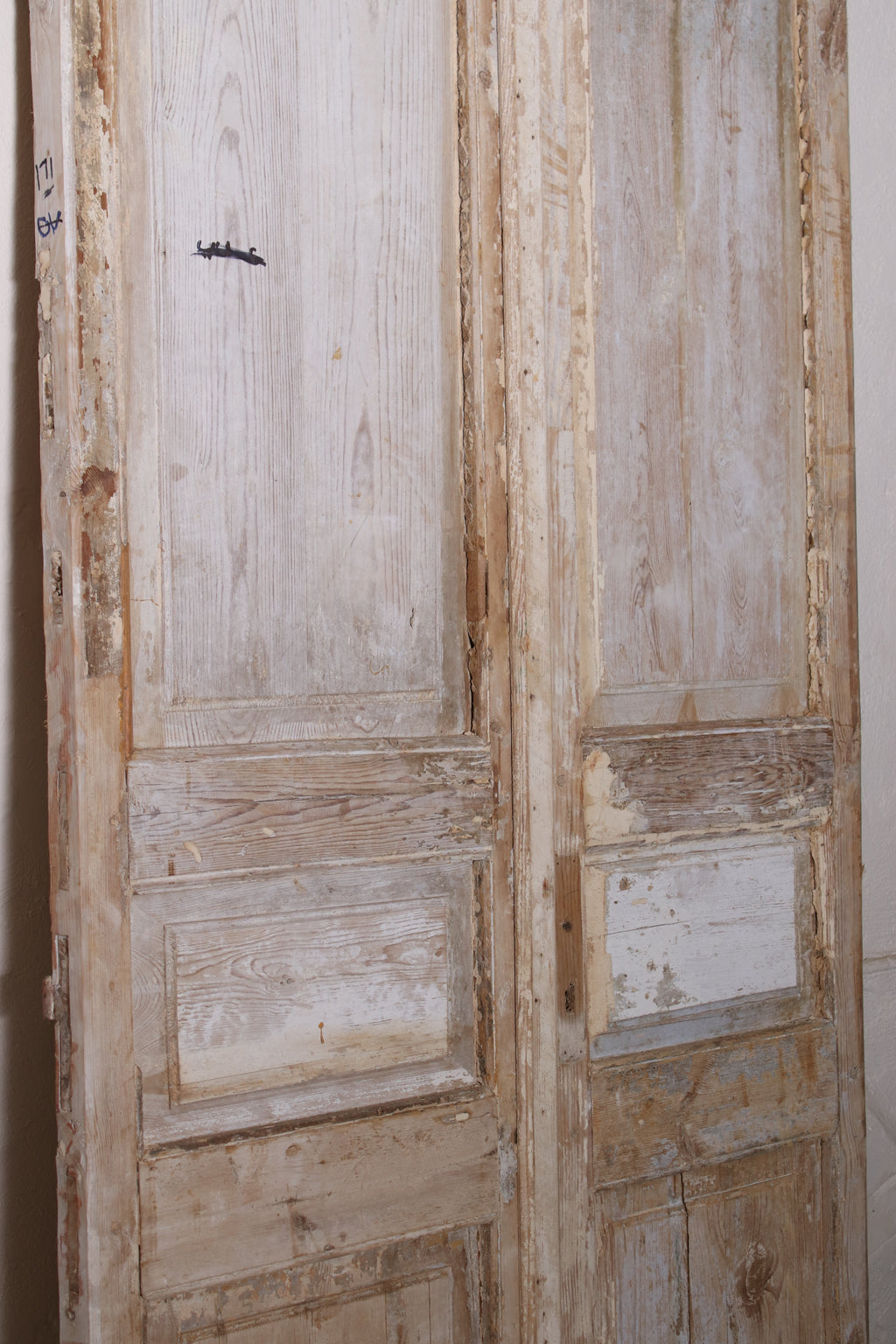 Vintage Double French Doors (Solid Wood) - L219
