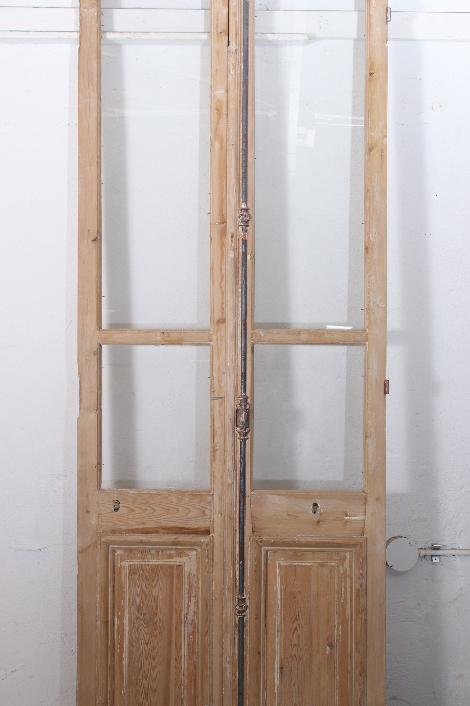 VINTAGE DBL FRENCH  GLASS DOOR L212