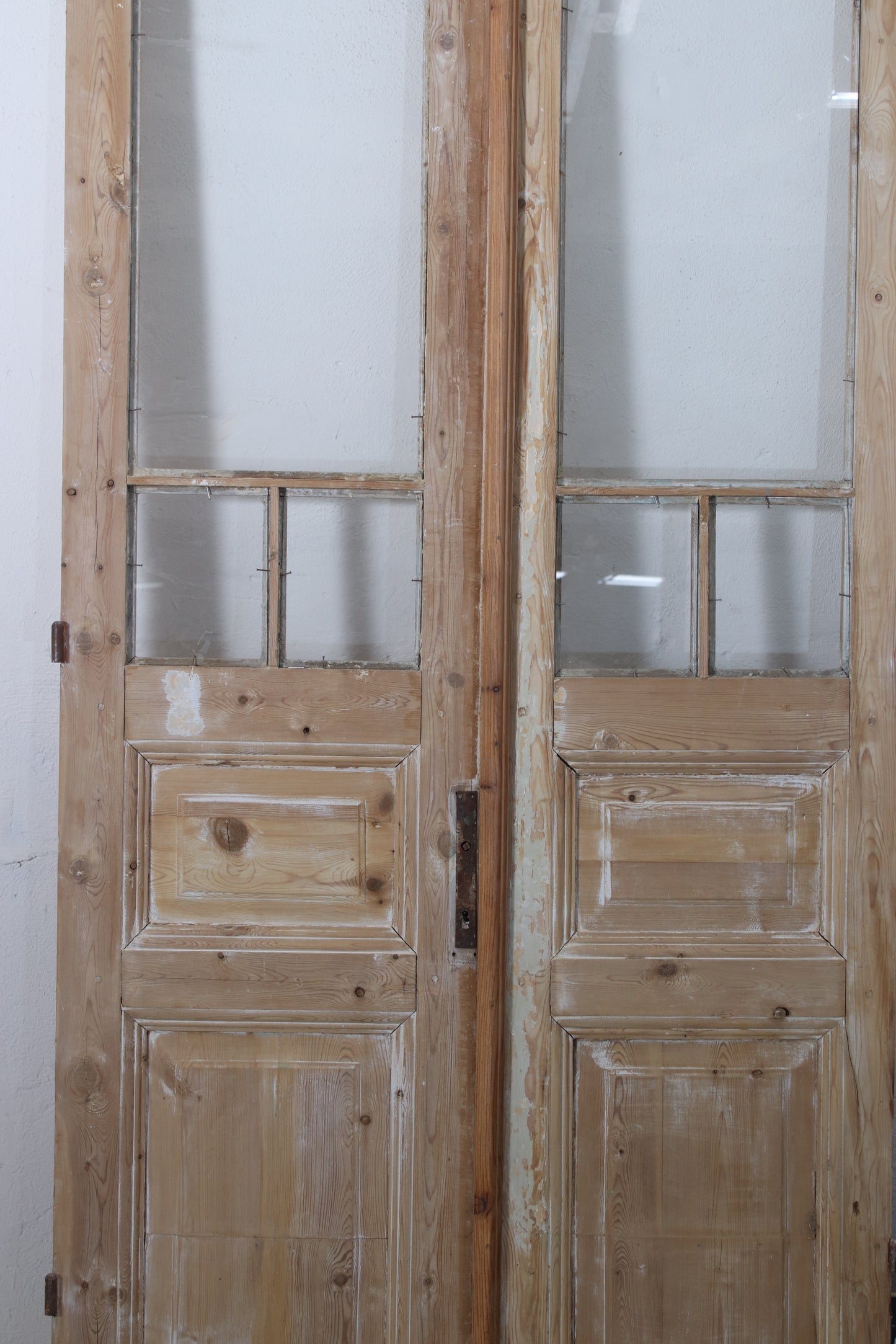 VINTAGE DBL FRENCH  GLASS DOOR L197