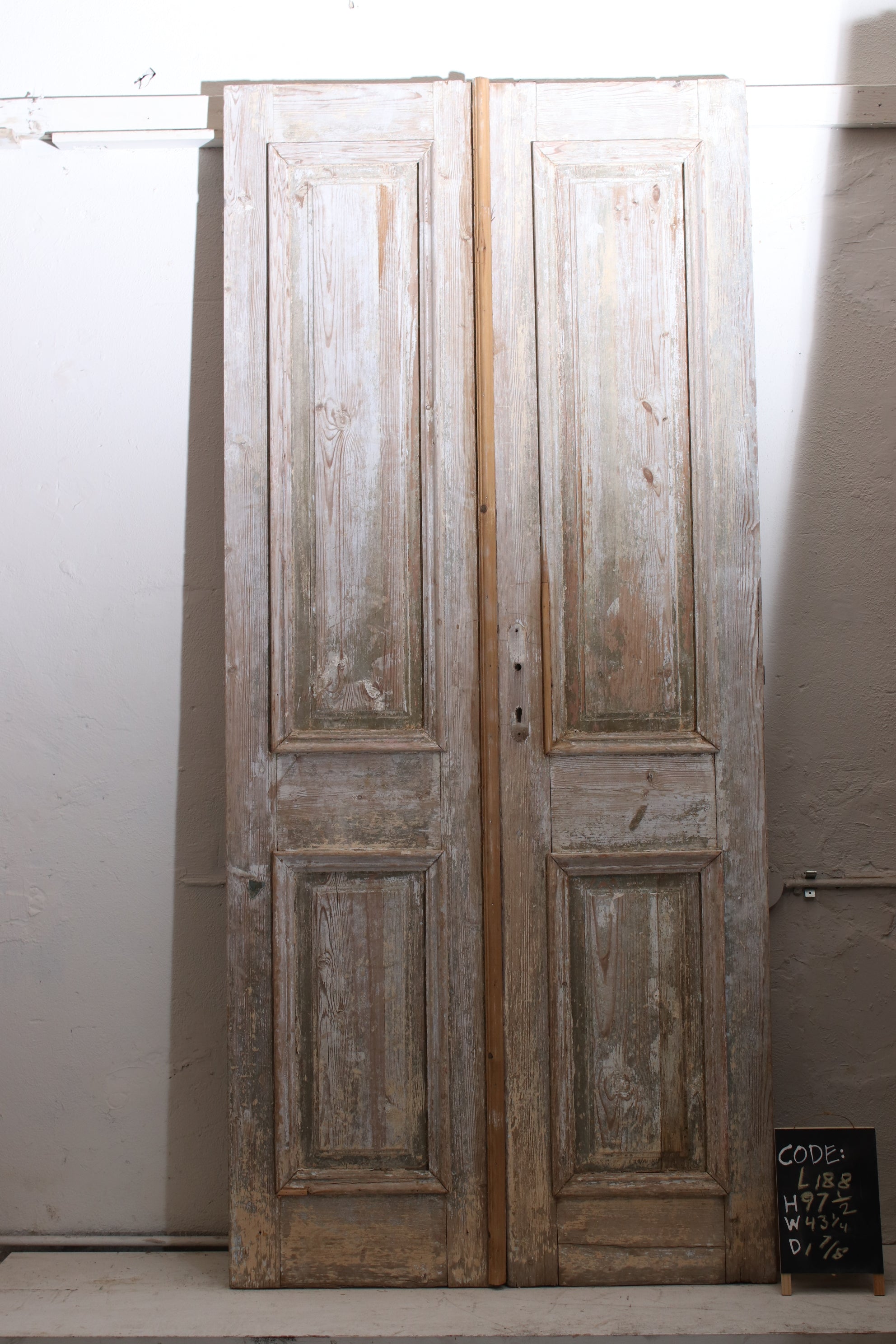 VINTAGE DBL FRENCH DOOR L188