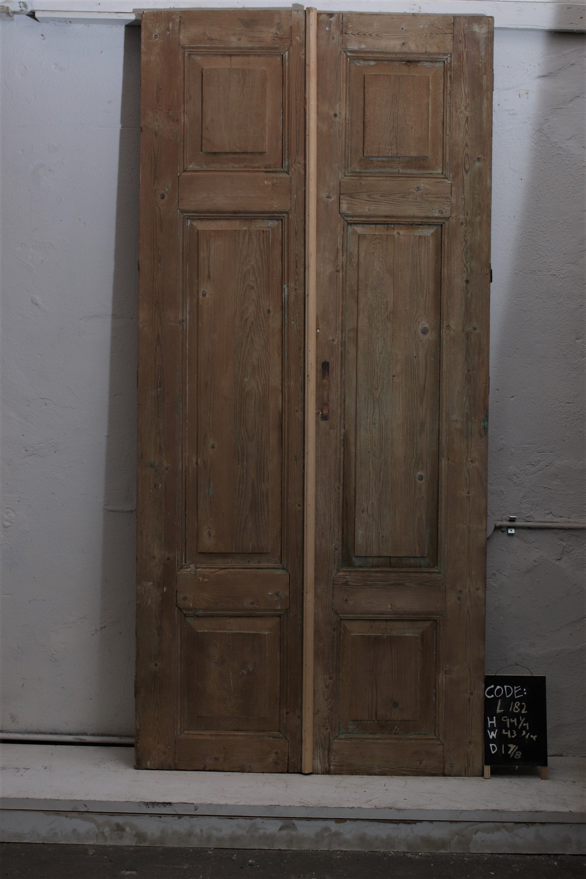 VINTAGE DBL FRENCH DOOR L182