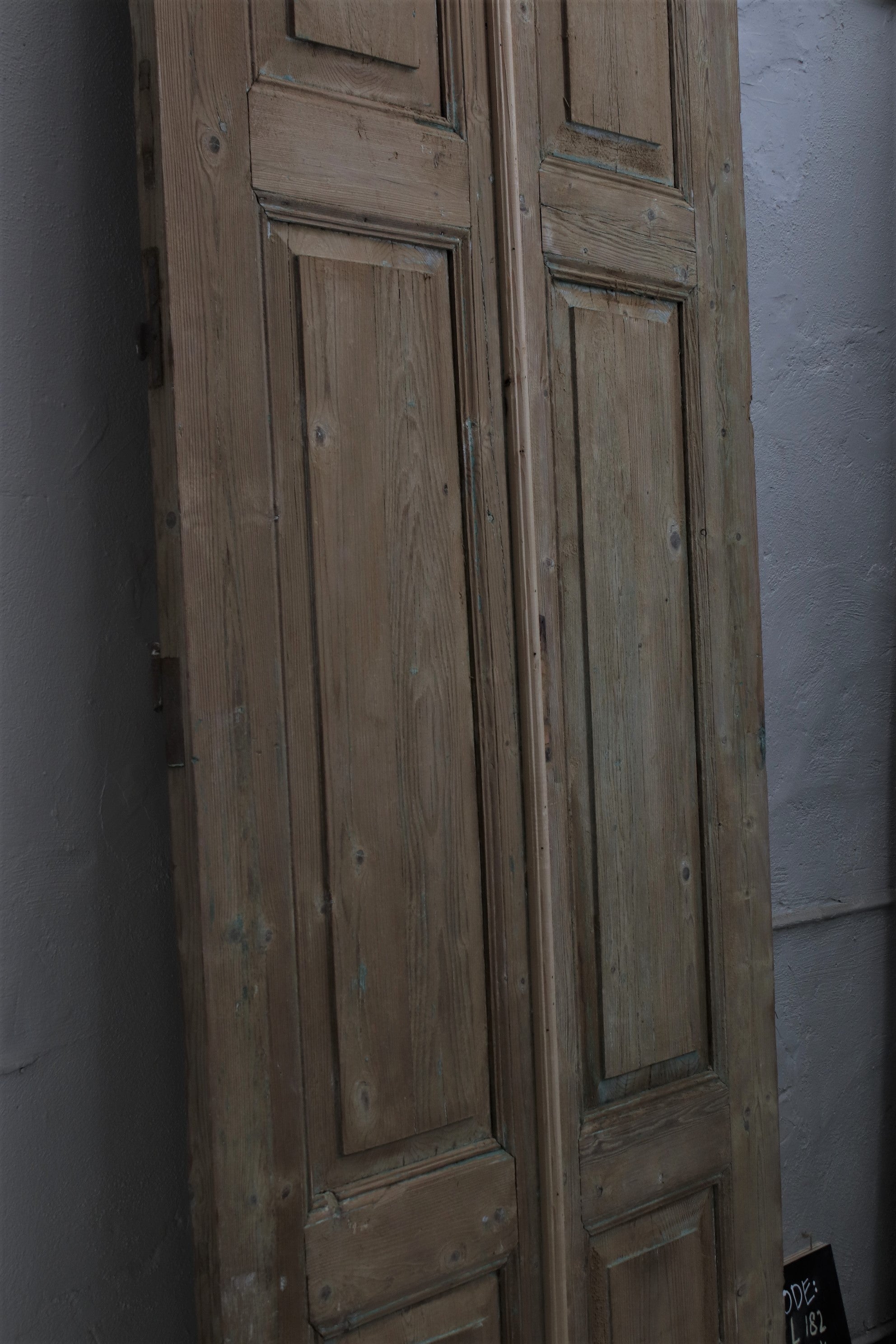 VINTAGE DBL FRENCH DOOR L182