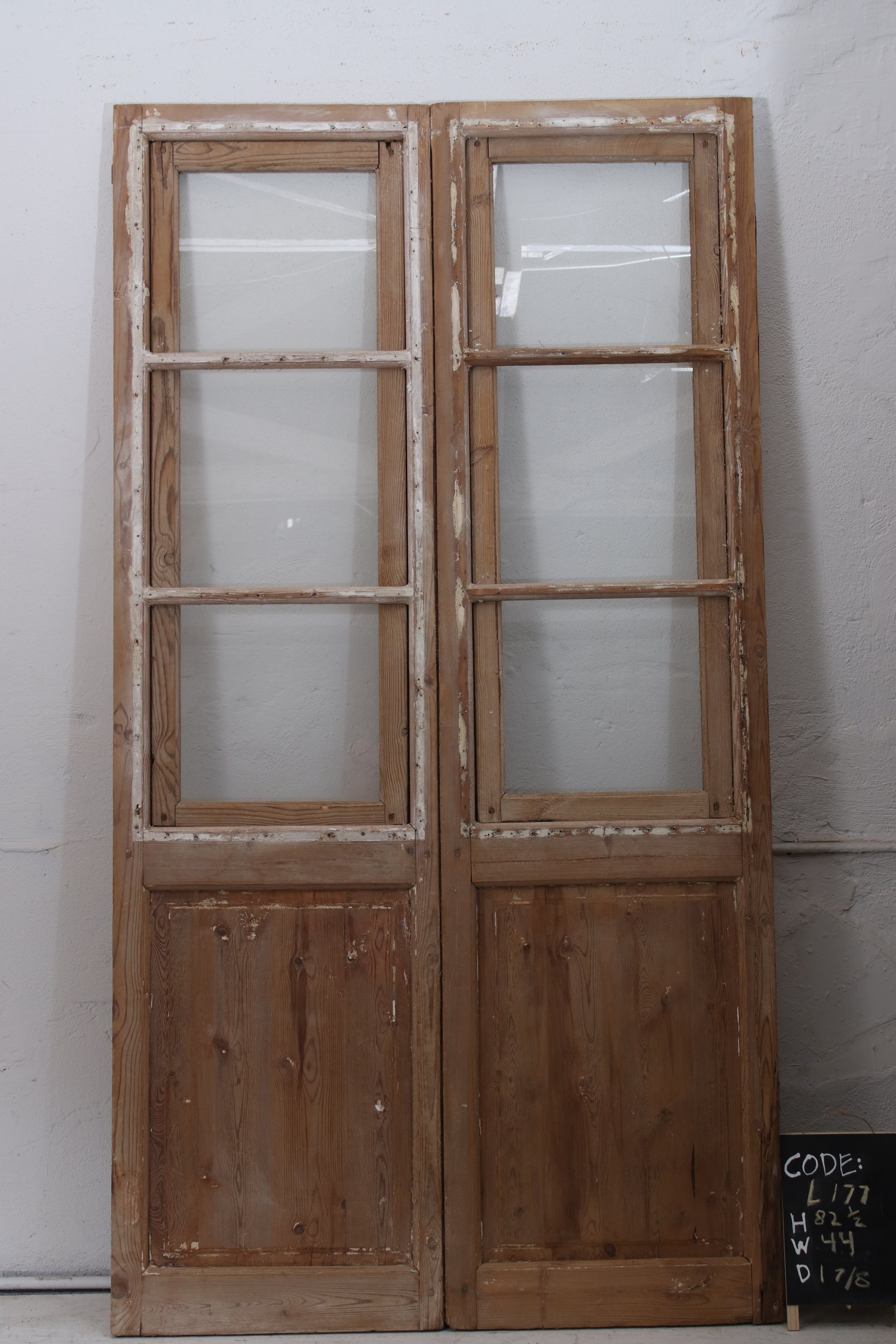 VINTAGE DBL FRENCH  GLASS DOOR L177