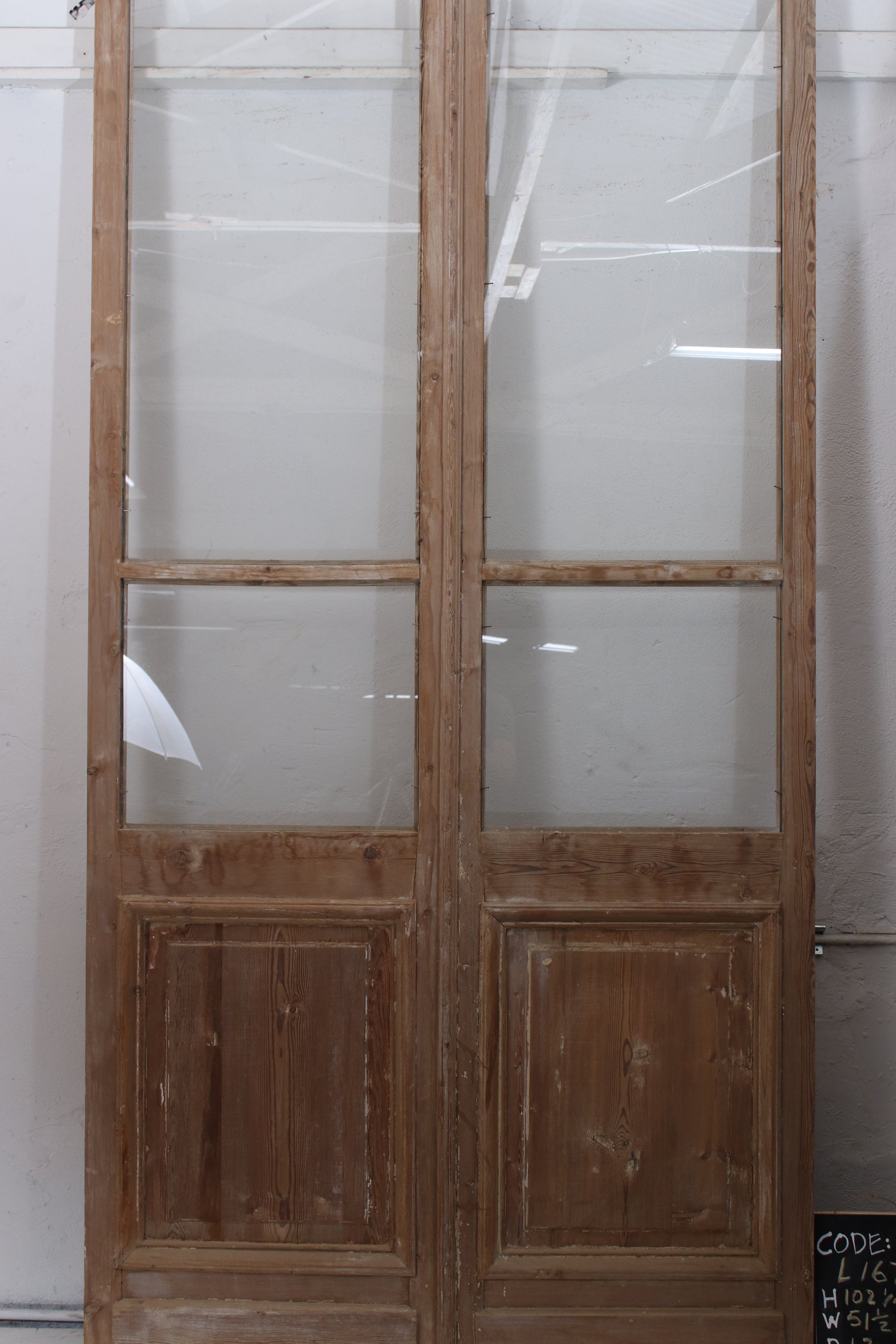 VINTAGE DBL FRENCH  GLASS DOOR L167