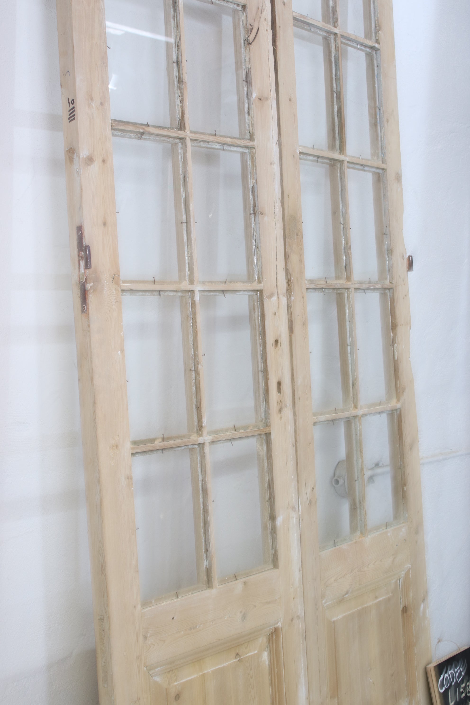 VINTAGE DBL FRENCH  GLASS DOOR L158