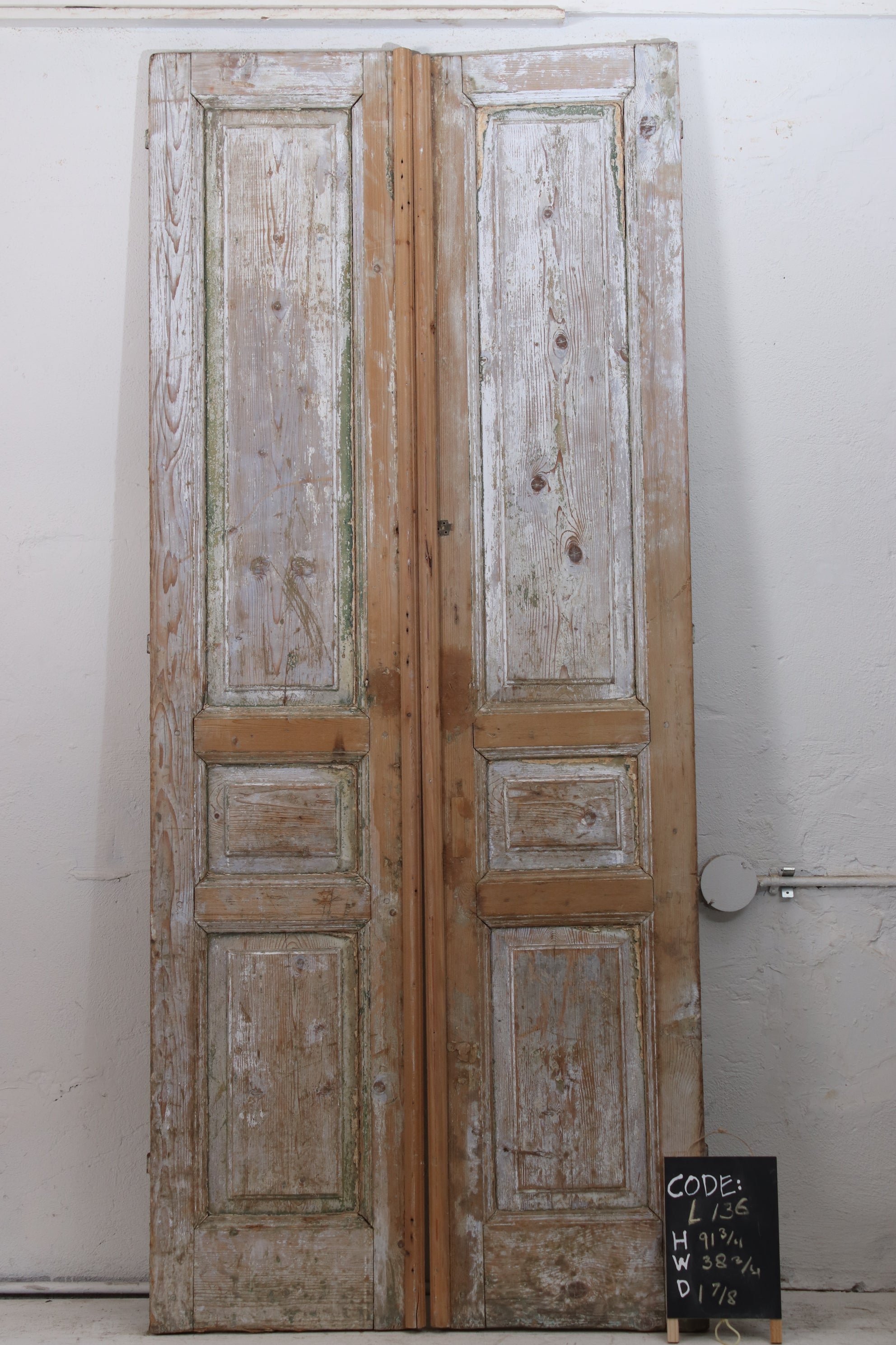 VINTAGE DBL FRENCH DOOR L136