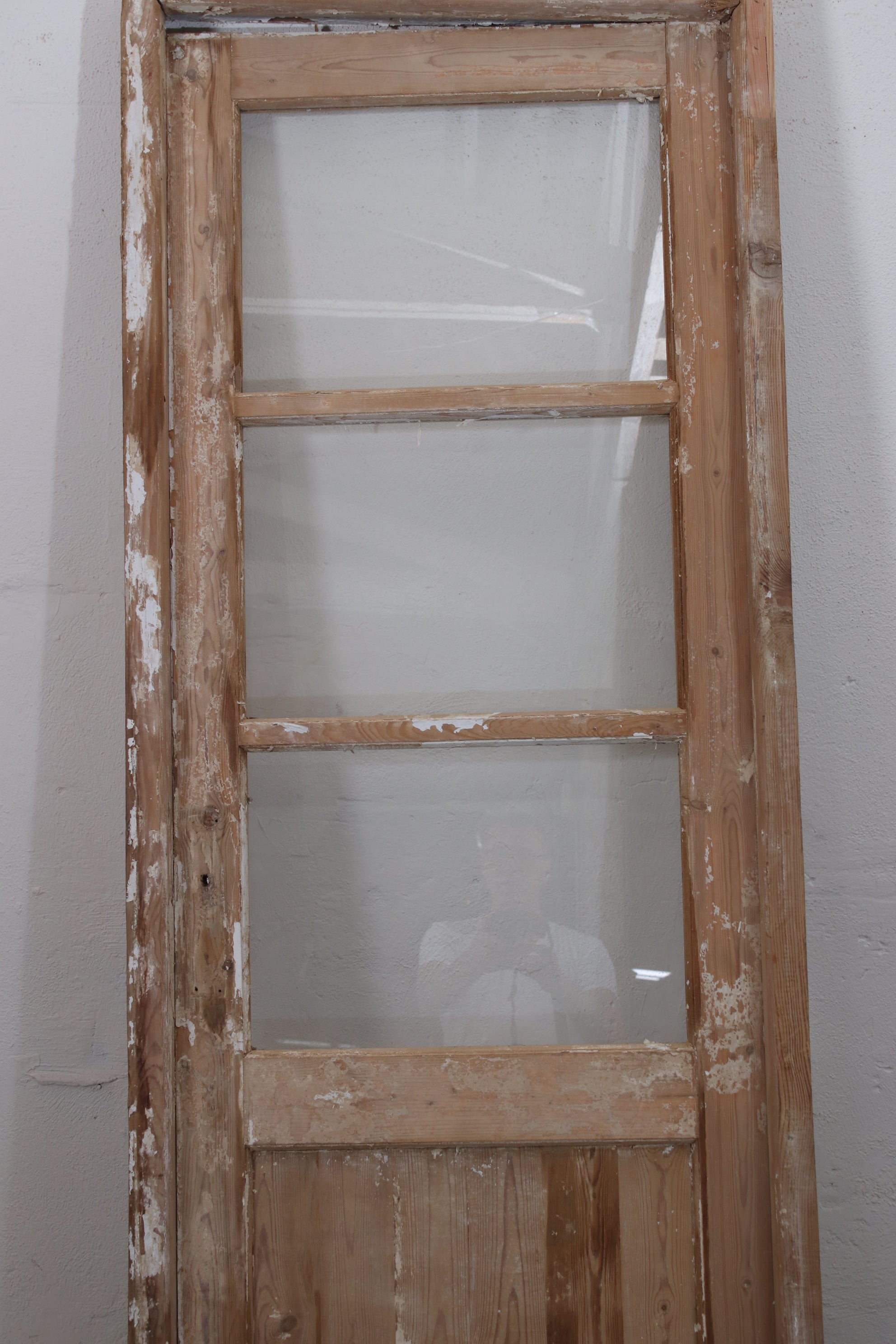 VINTAGE SINGLE GLASS DOOR L233
