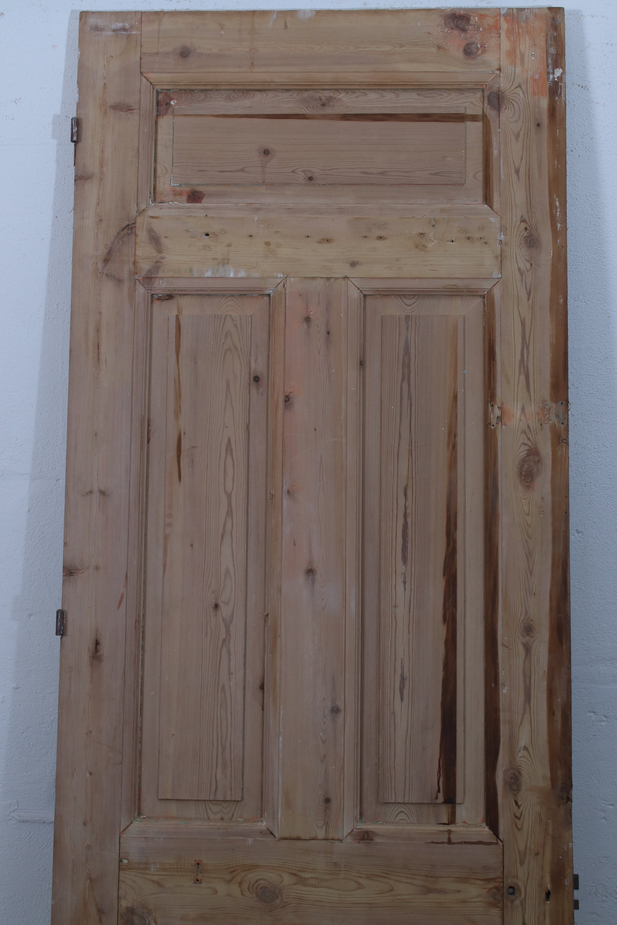 VINTAGE SINGLE DOOR L239