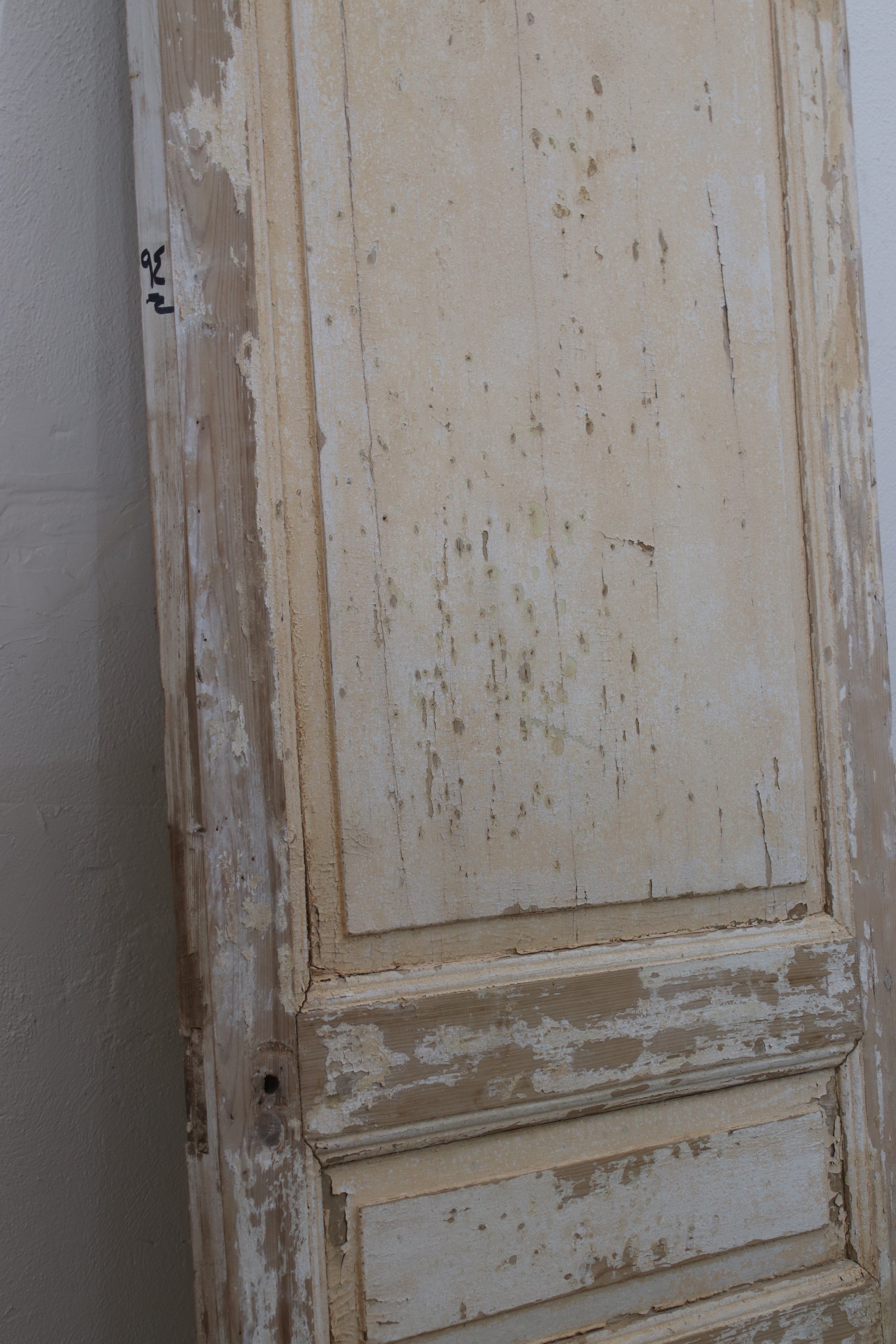 VINTAGE SINGLE DOOR L240