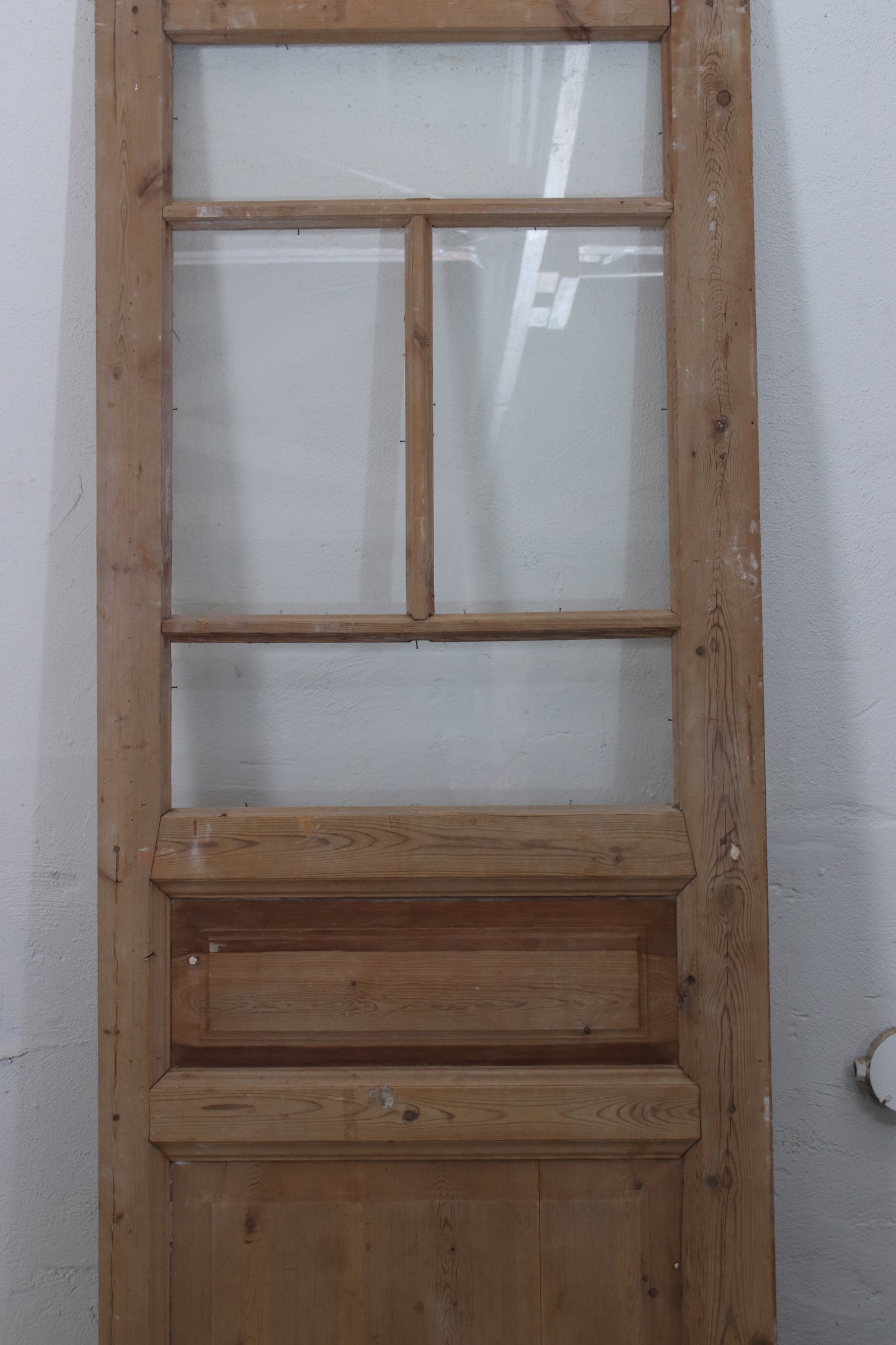 VINTAGE SINGLE GLASS DOOR L243