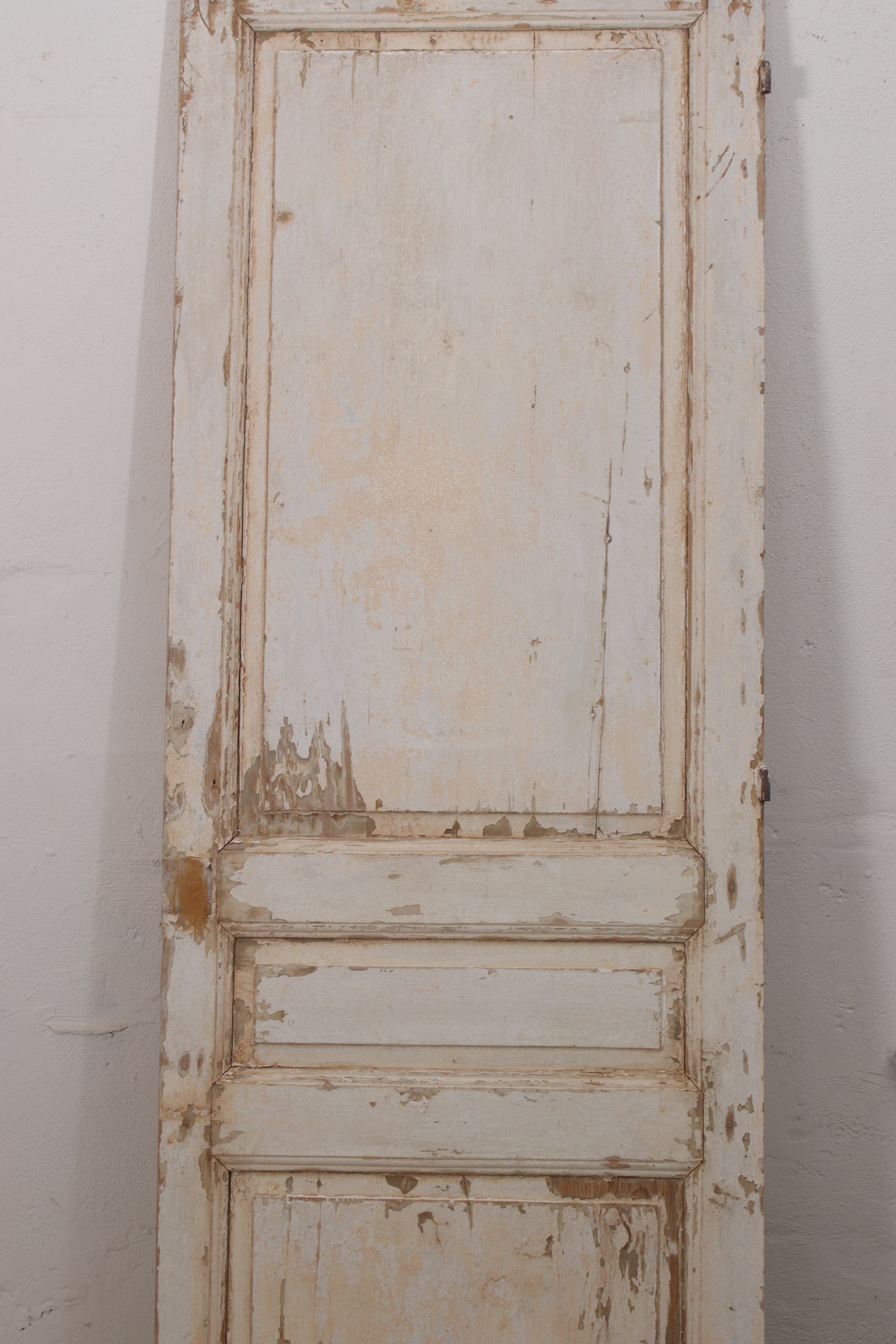VINTAGE SINGLE DOOR L244