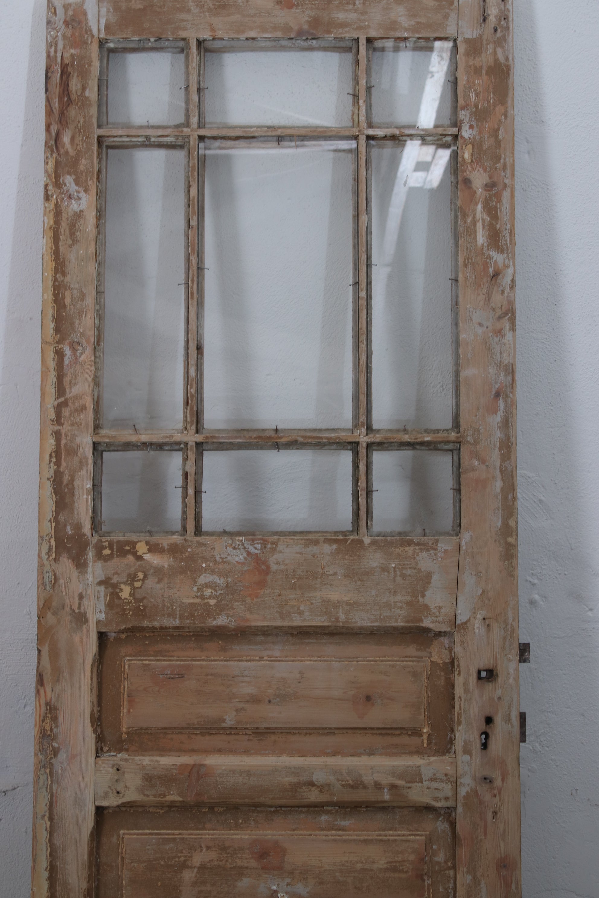 VINTAGE SINGLE GLASS DOOR L245