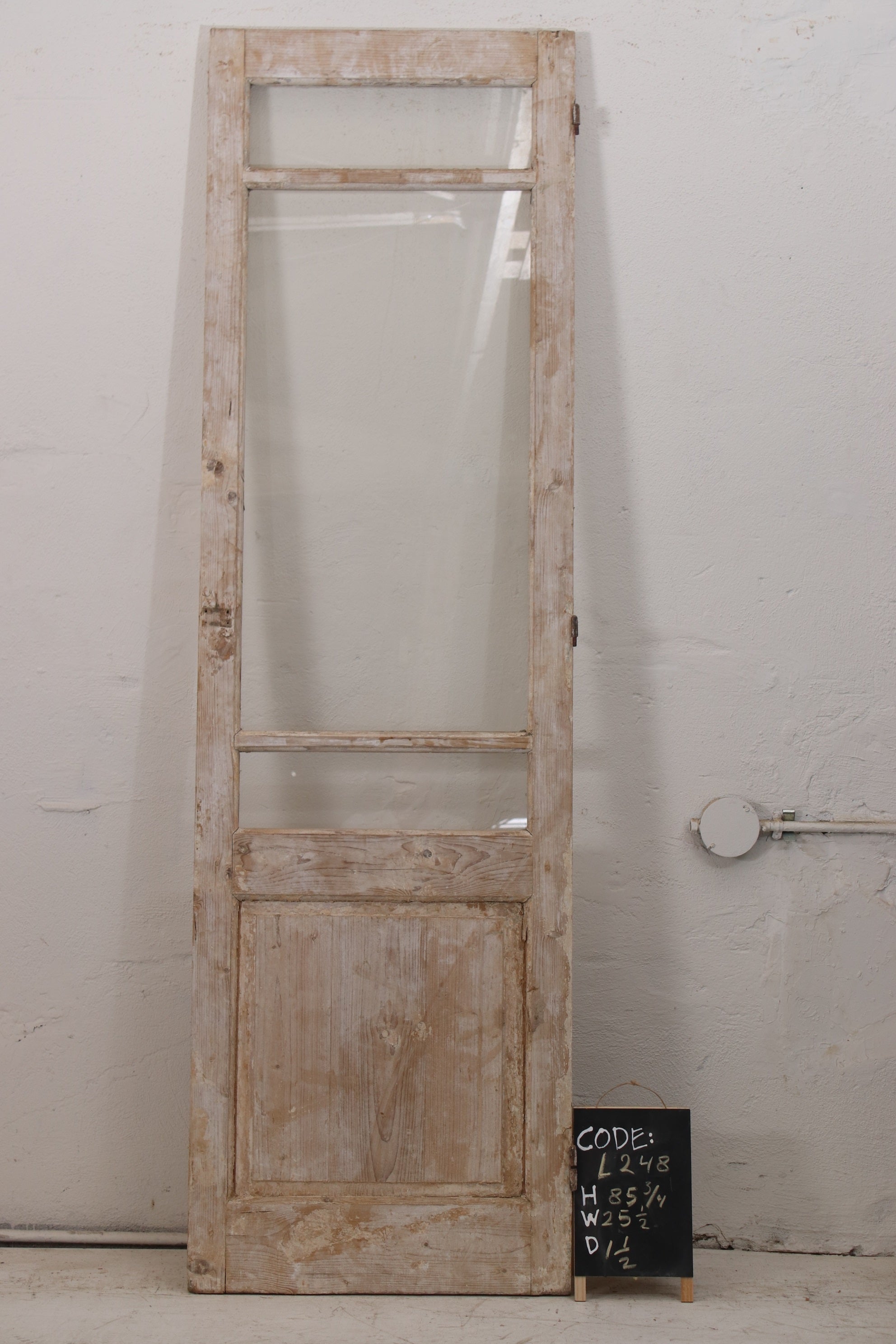 VINTAGE SINGLE GLASS DOOR L248