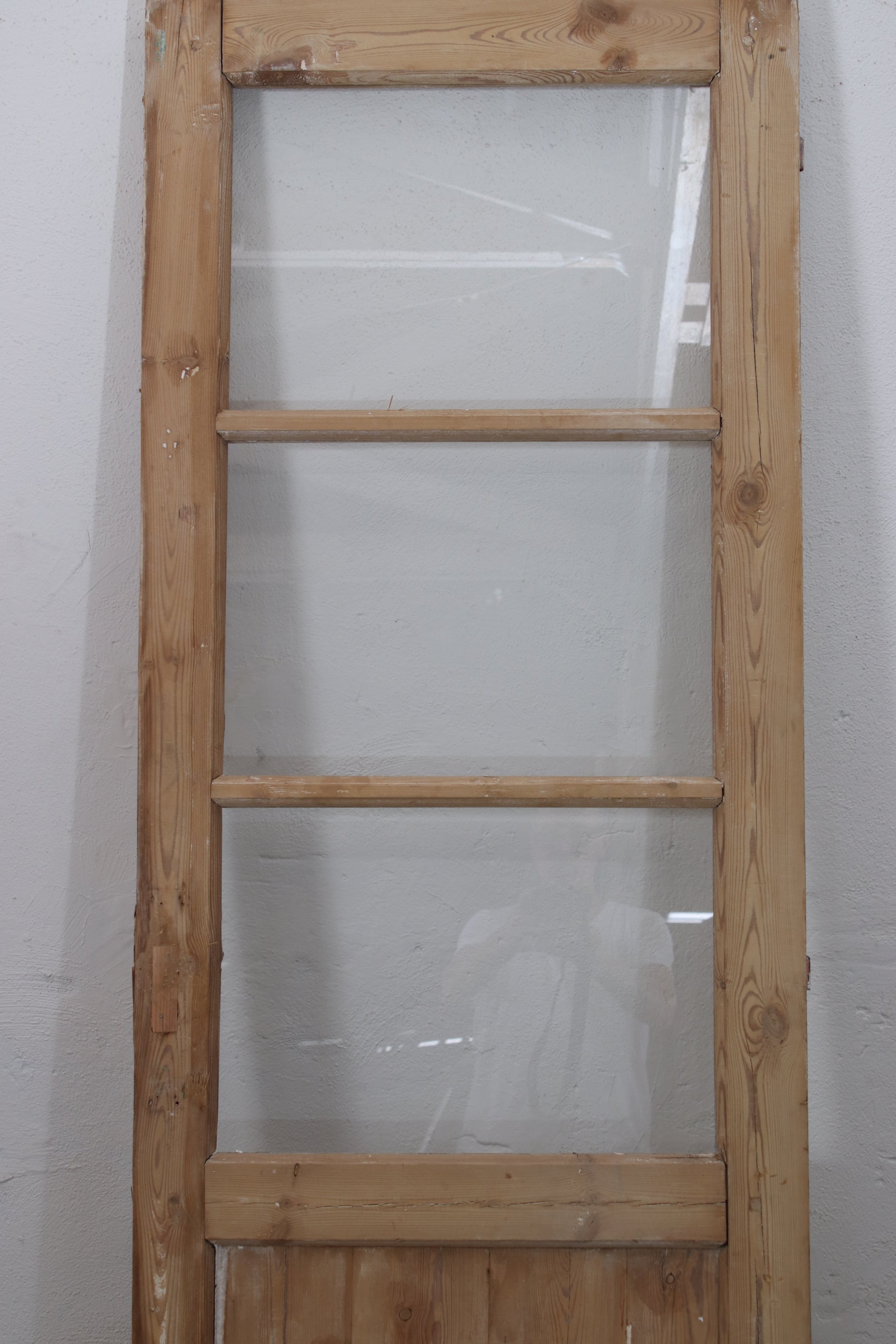 VINTAGE SINGLE GLASS DOOR L259