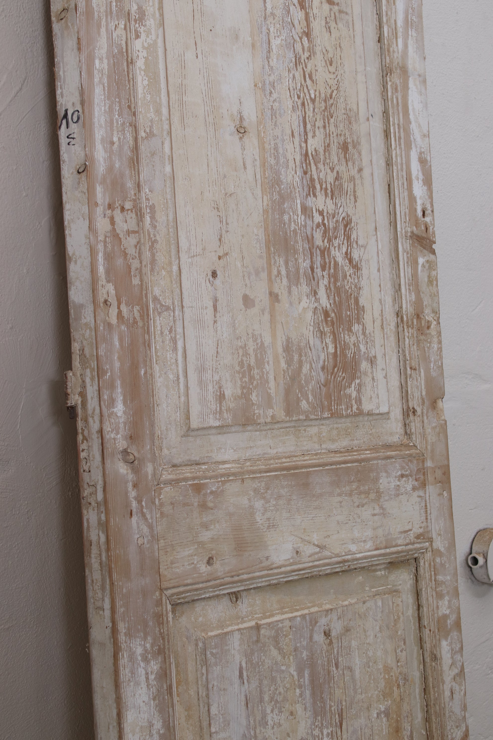 VINTAGE SINGLE DOOR L260