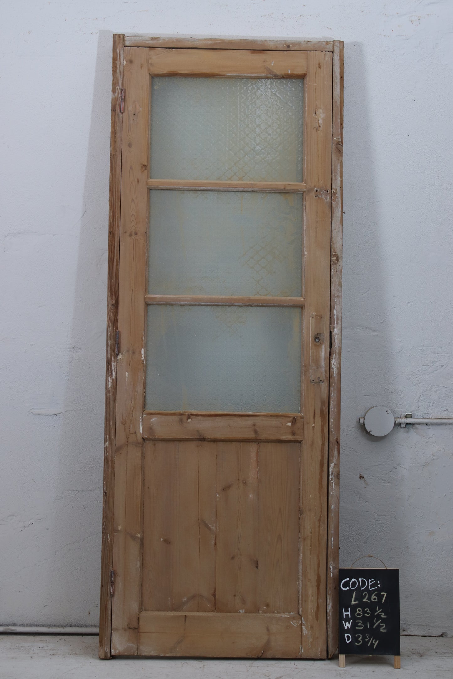 VINTAGE SINGLE GLASS DOOR L267