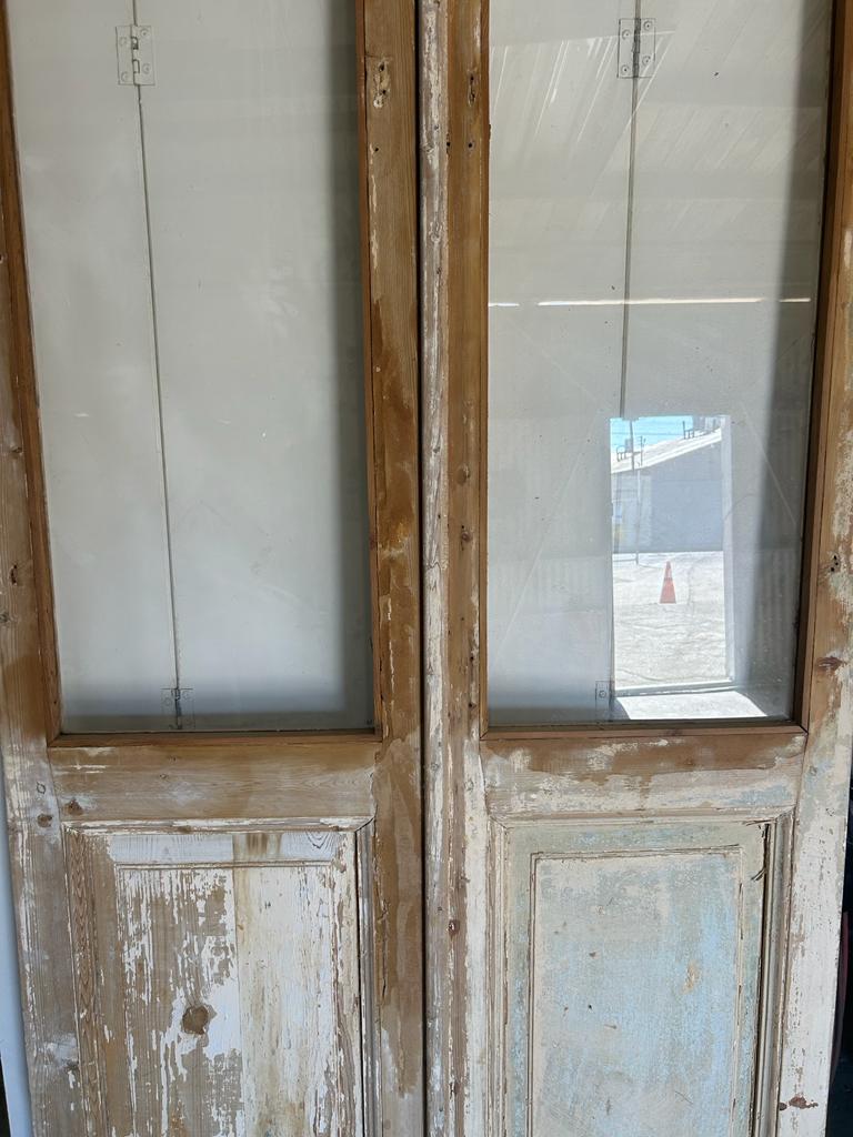 VINTAGE DBL FRENCH  GLASS DOOR L074