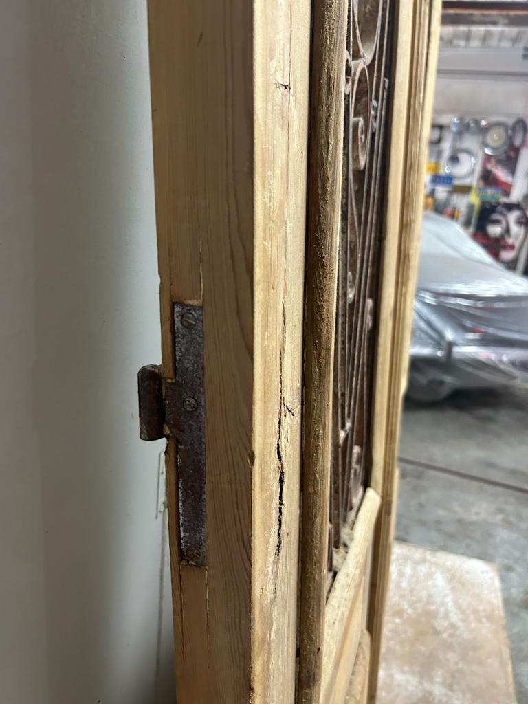 VINTAGE DBL FRENCH METAL GLASS DOOR L143