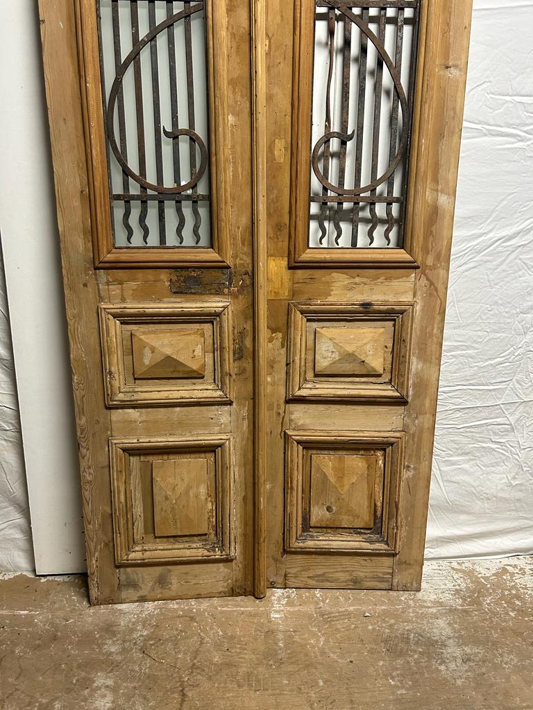 VINTAGE DBL FRENCH METAL GLASS DOOR L143