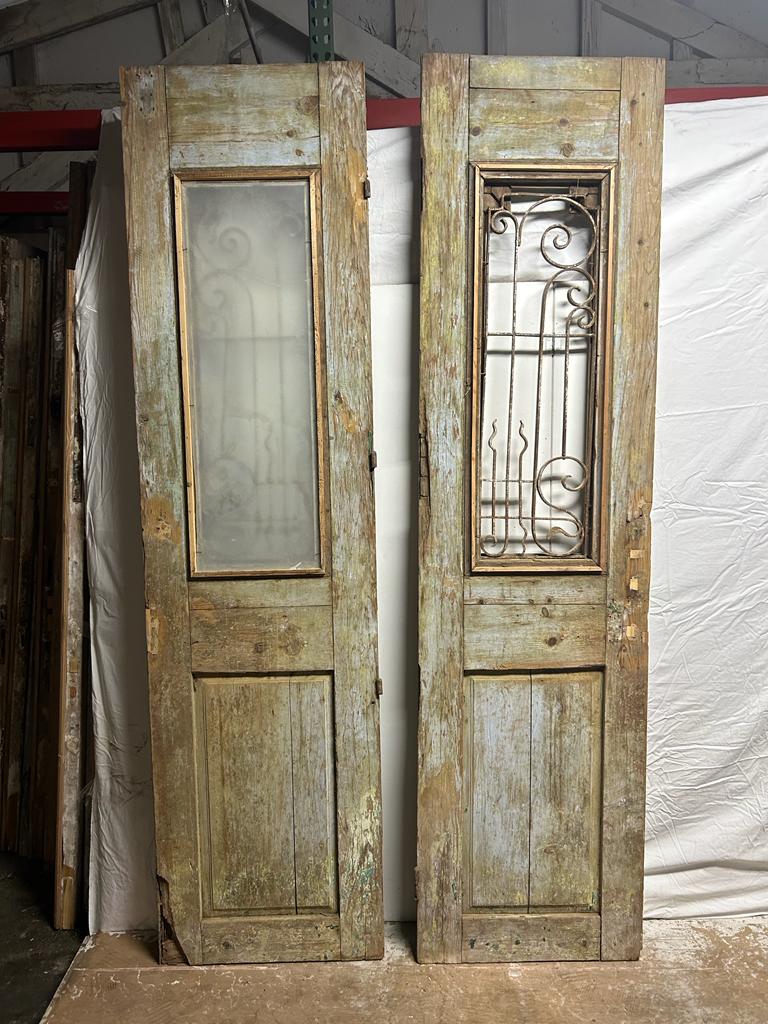 VINTAGE DBL FRENCH METAL GLASS DOOR L146