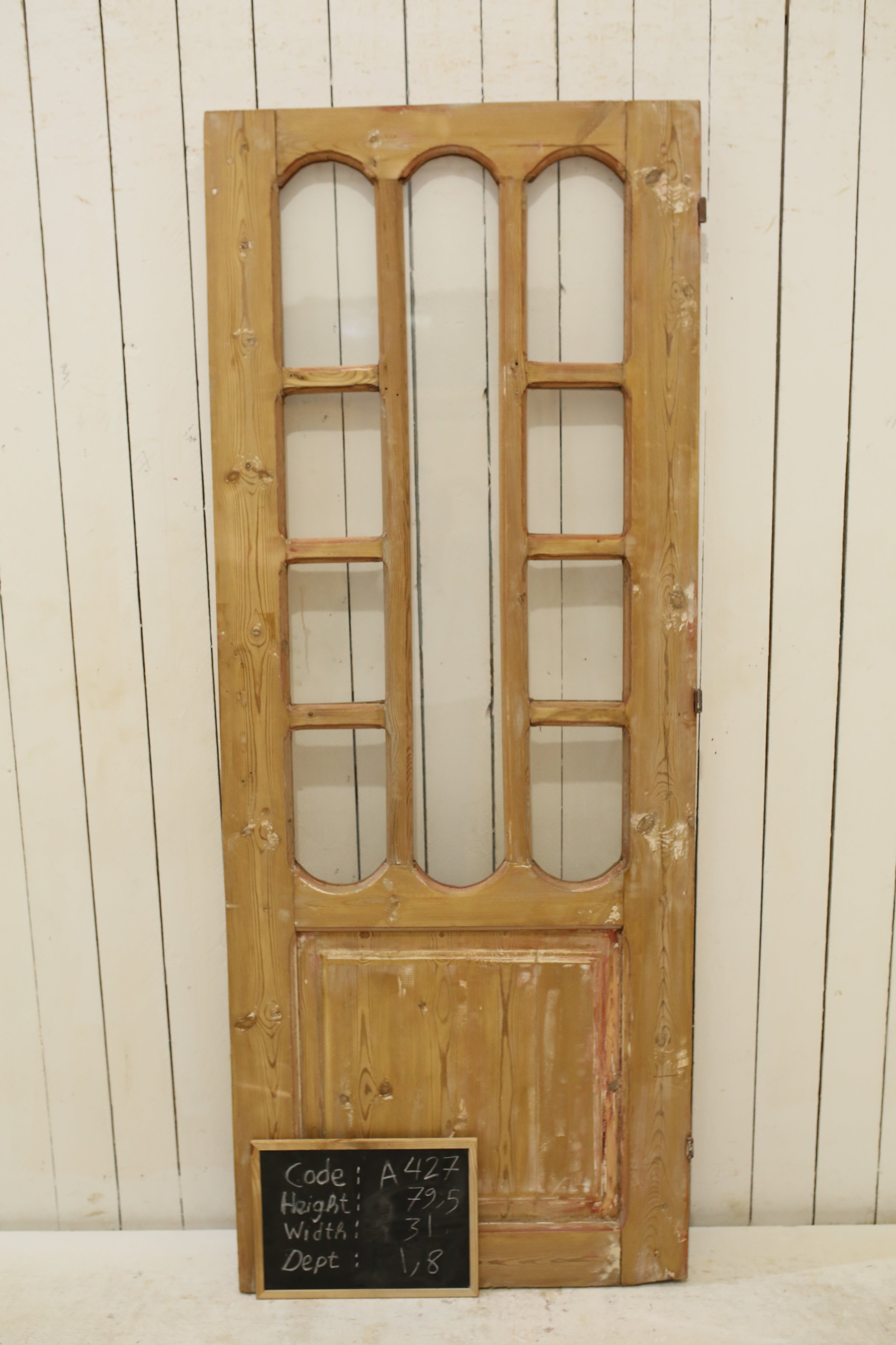 VINTAGE SINGLE GLASS DOOR A427