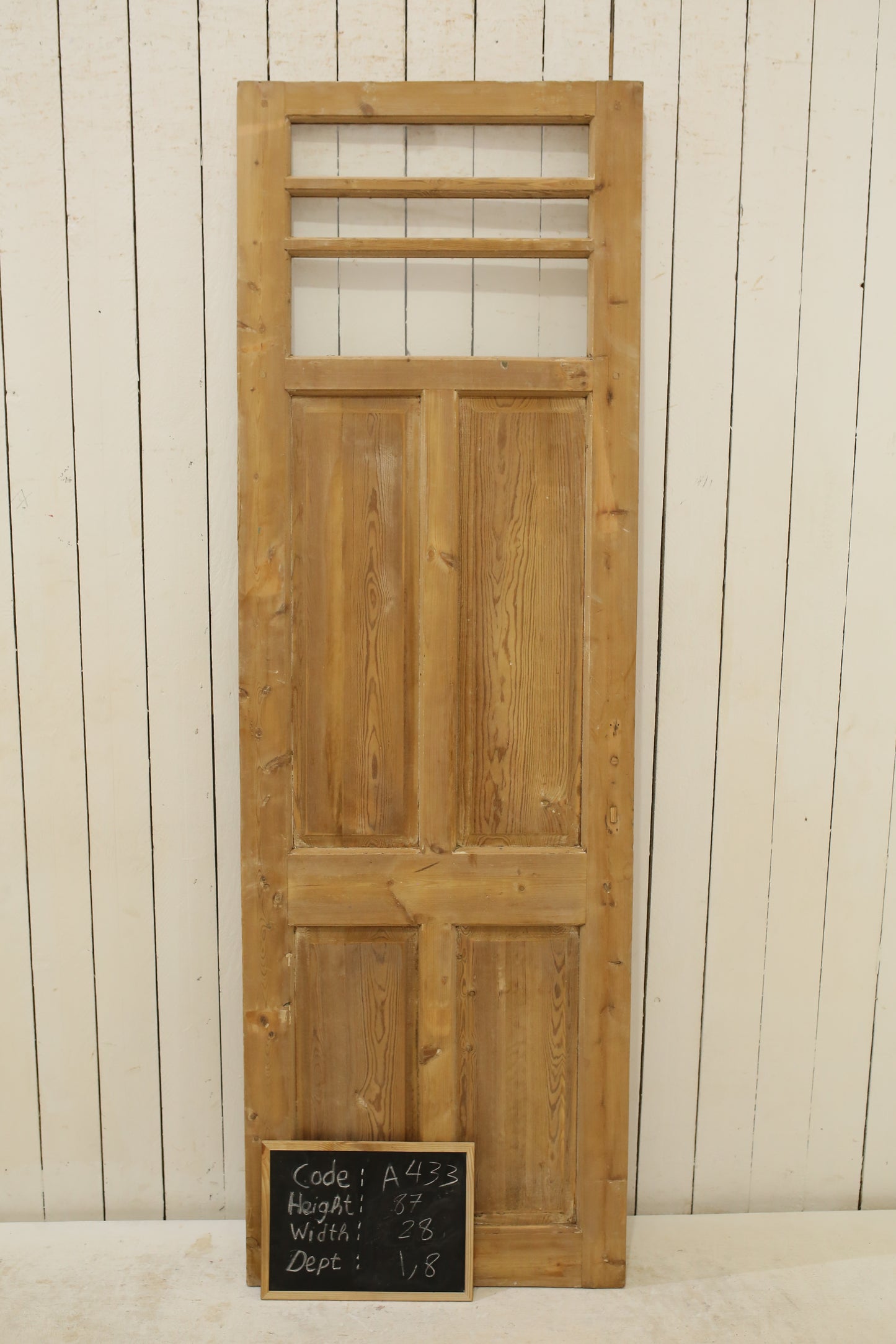 VINTAGE SINGLE GLASS DOOR A433