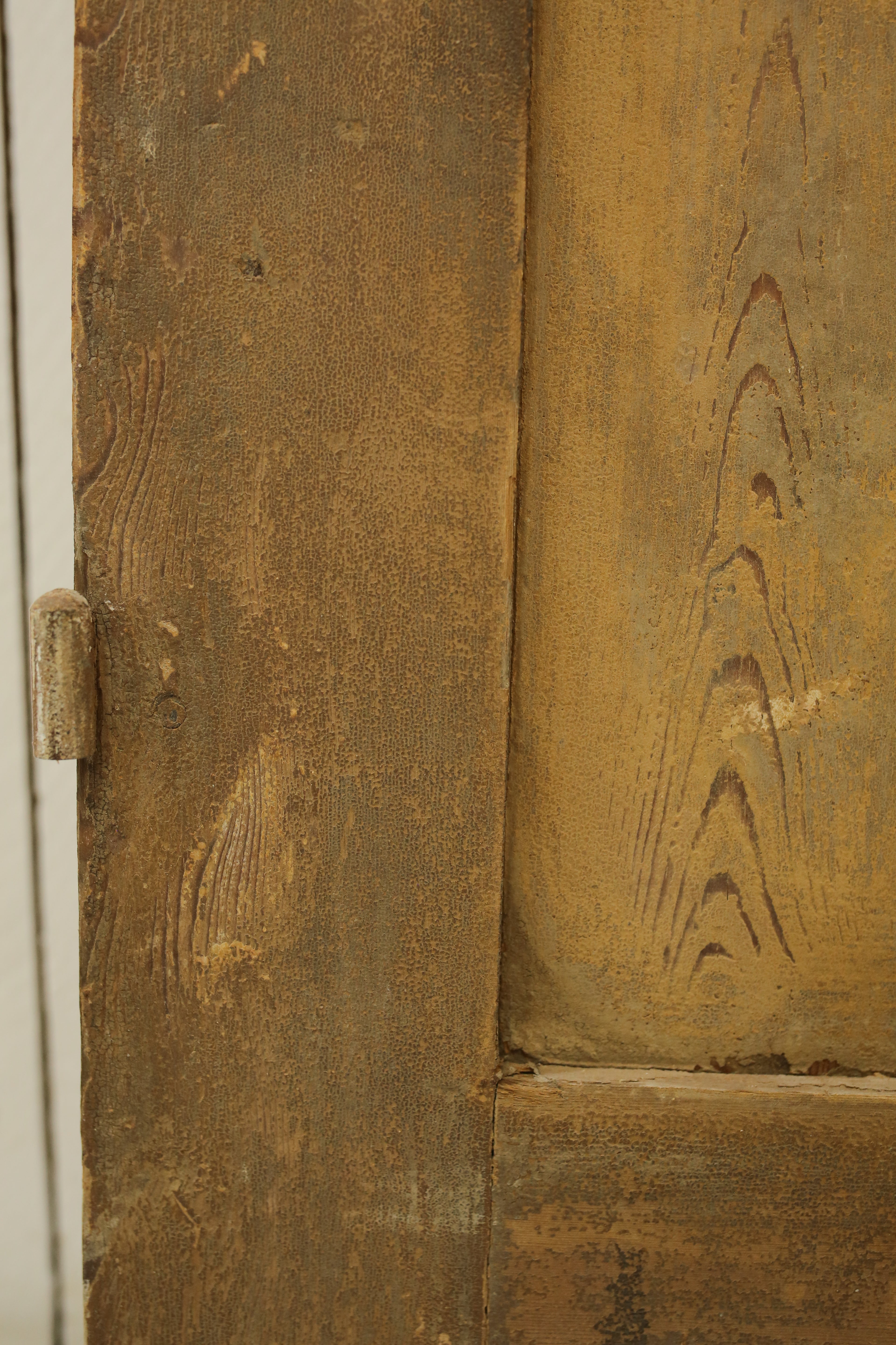 VINTAGE SINGLE DOOR A451